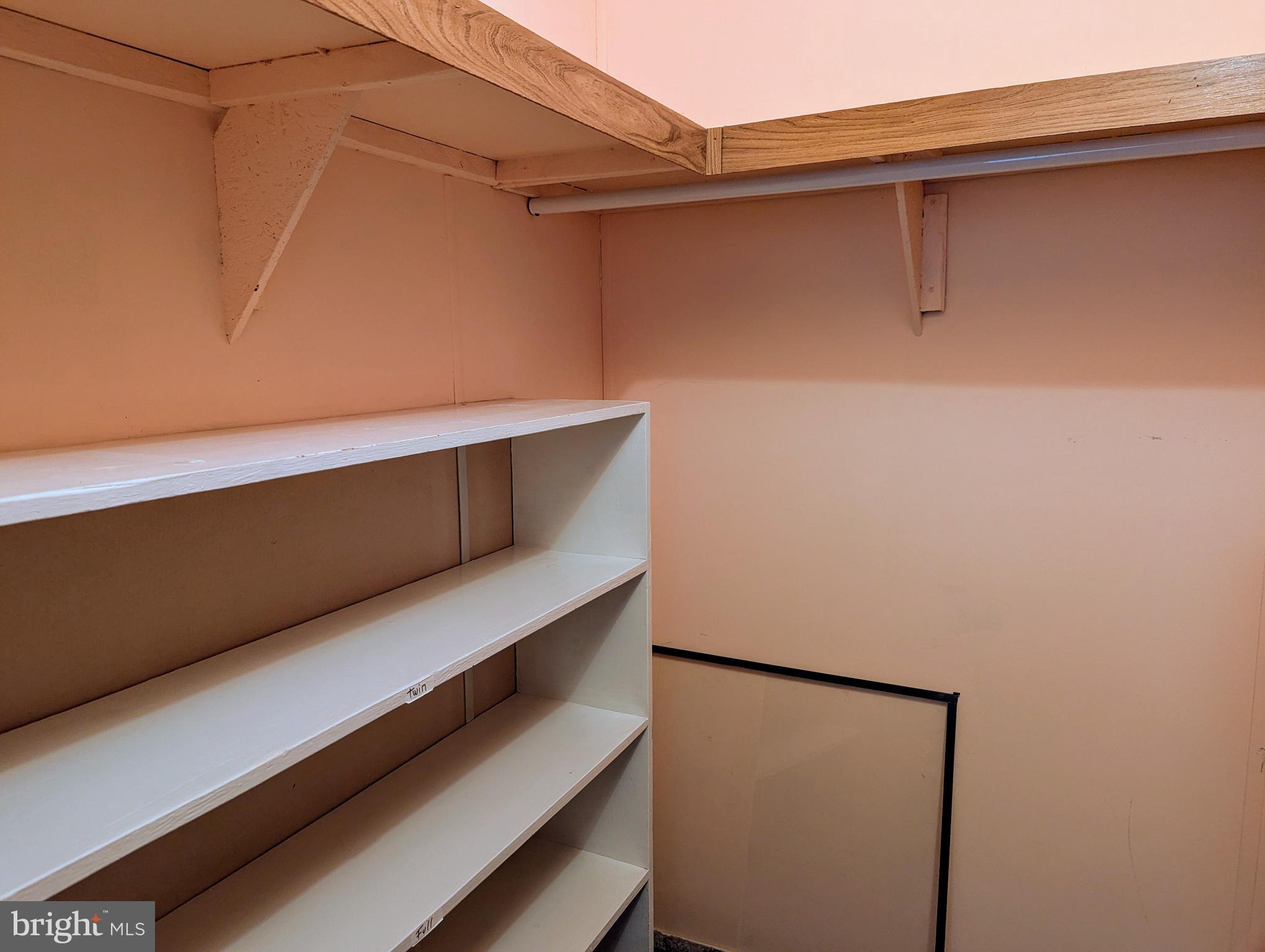 BAY CITY - Residential