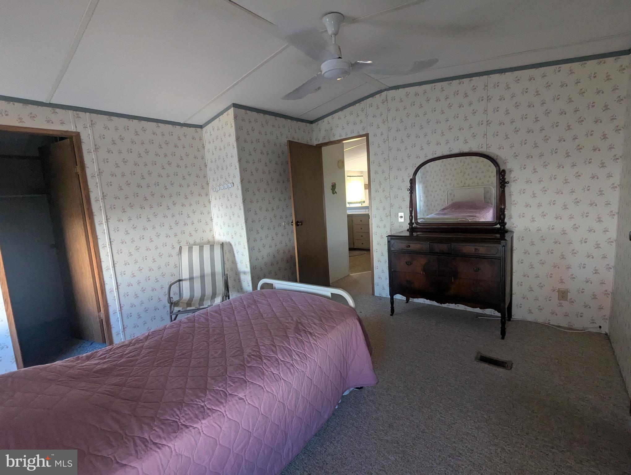 BAY CITY - Residential