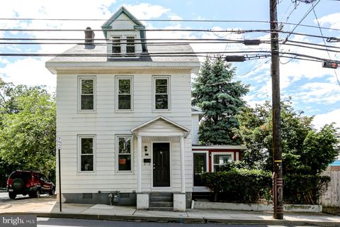 267 S 12TH STREET LEBANON PA 17042