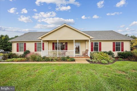 Photo of 104 Gadd Drive, CENTREVILLE, MD 21617 (MLS # MDQA2015234)