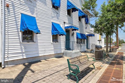 114 BROADWAY WESTVILLE NJ 08093