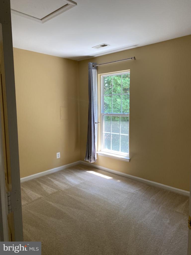 PARK RIDGE - Residential Lease