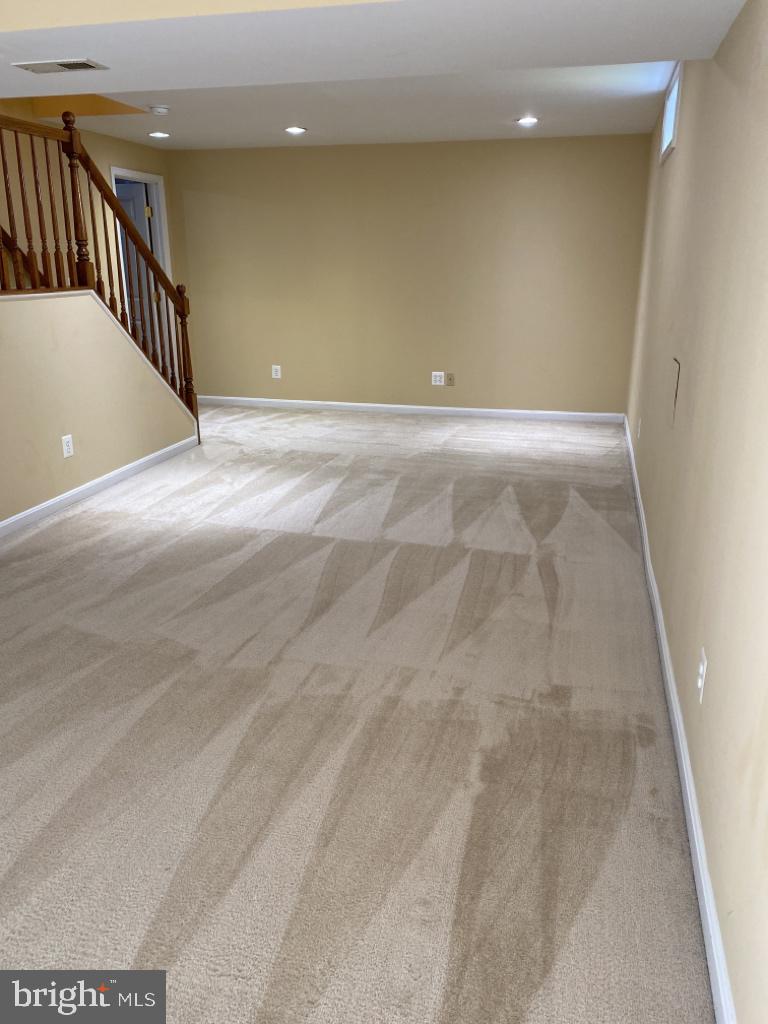 PARK RIDGE - Residential Lease