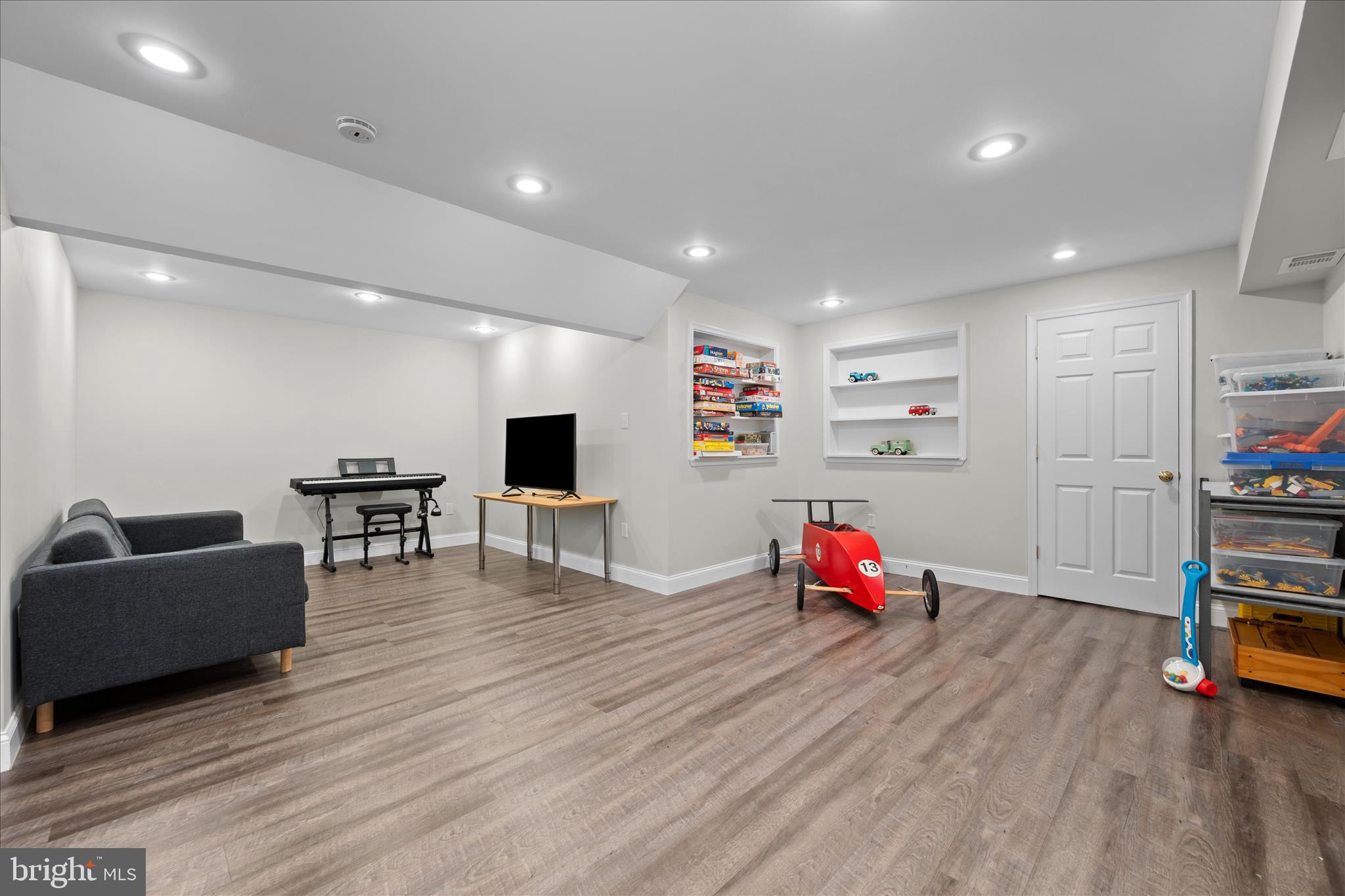 TOLLEY TERRACE - Residential