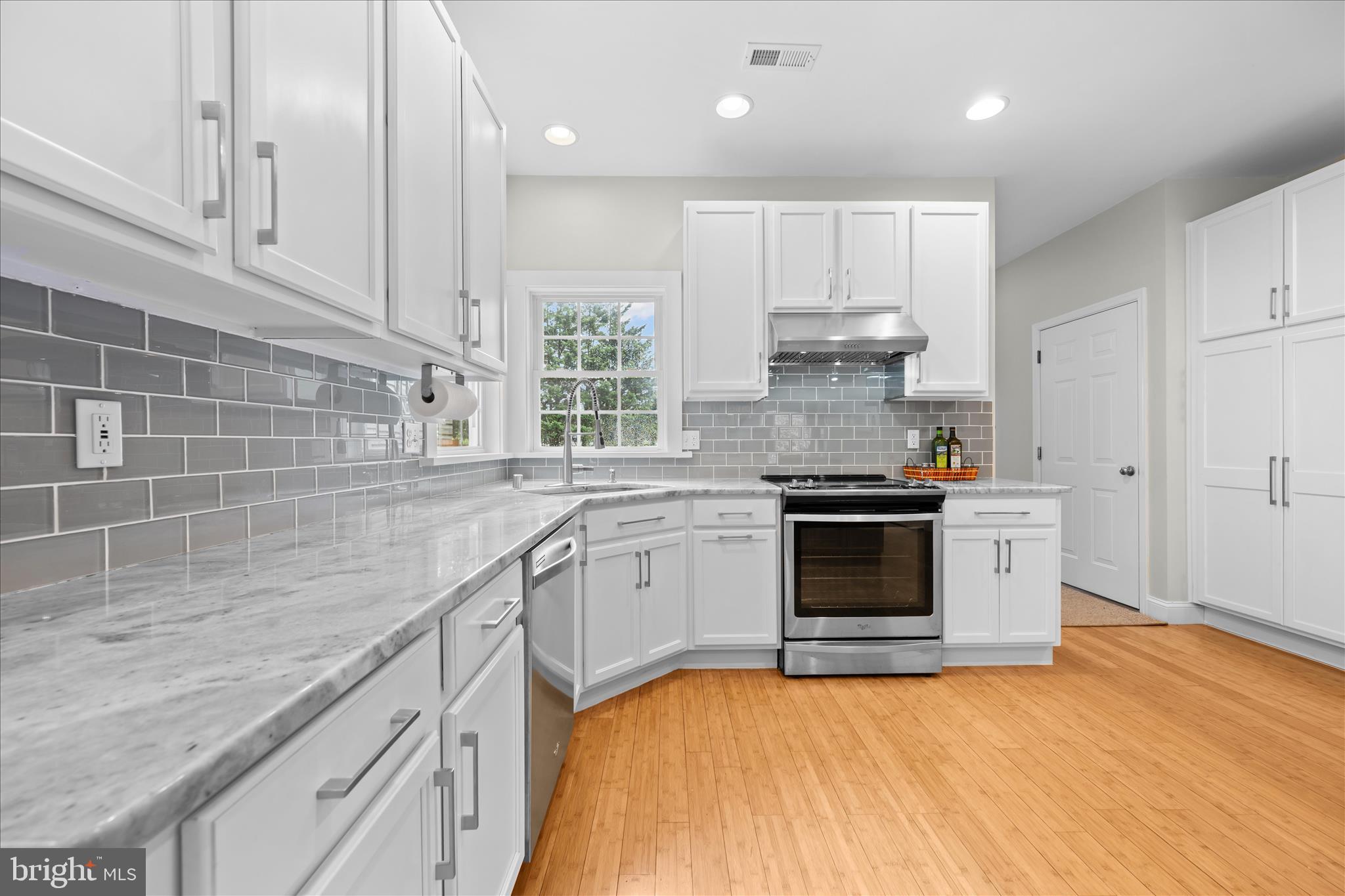 TOLLEY TERRACE - Residential