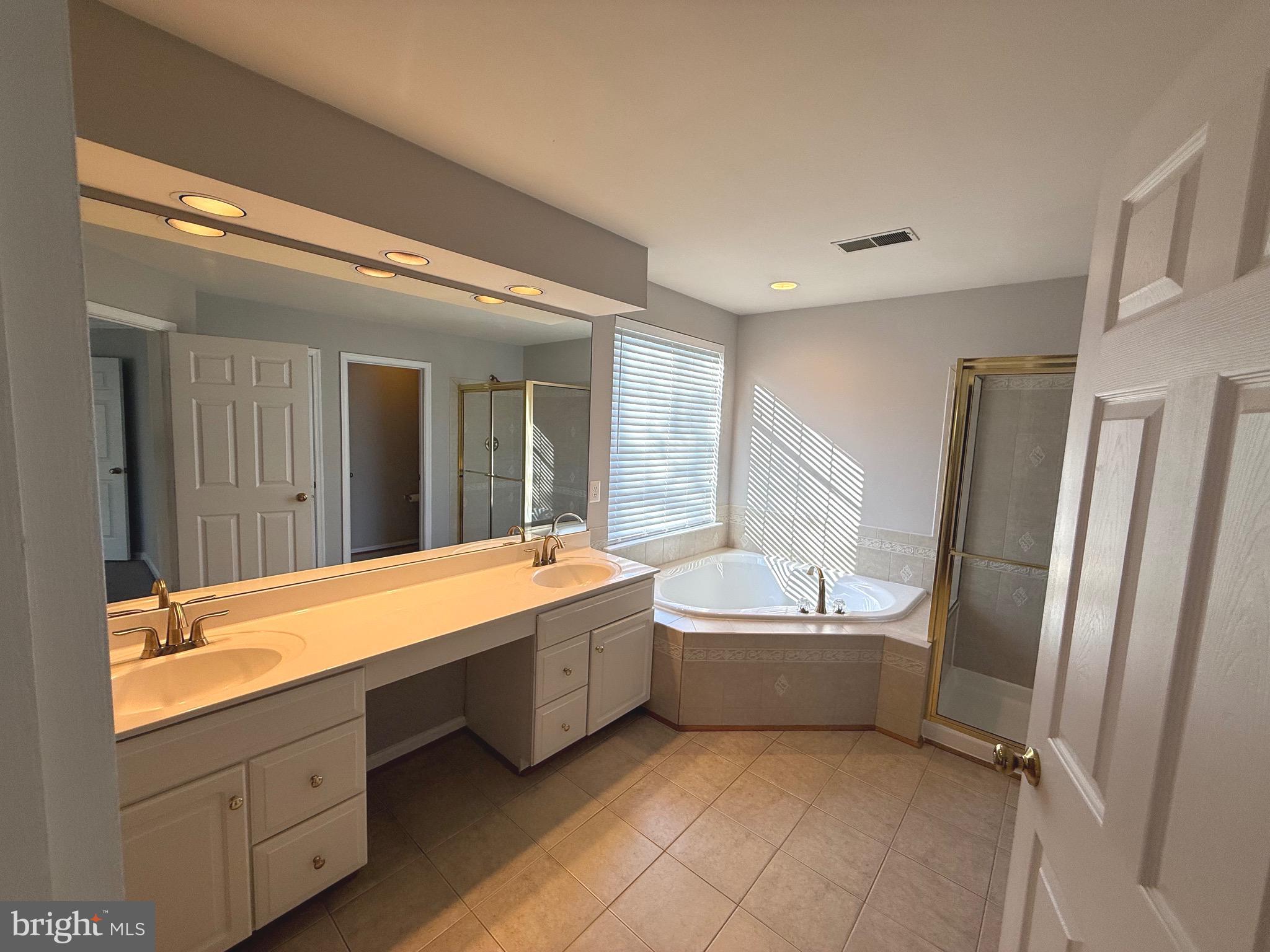 DEARBOUGHT - Residential