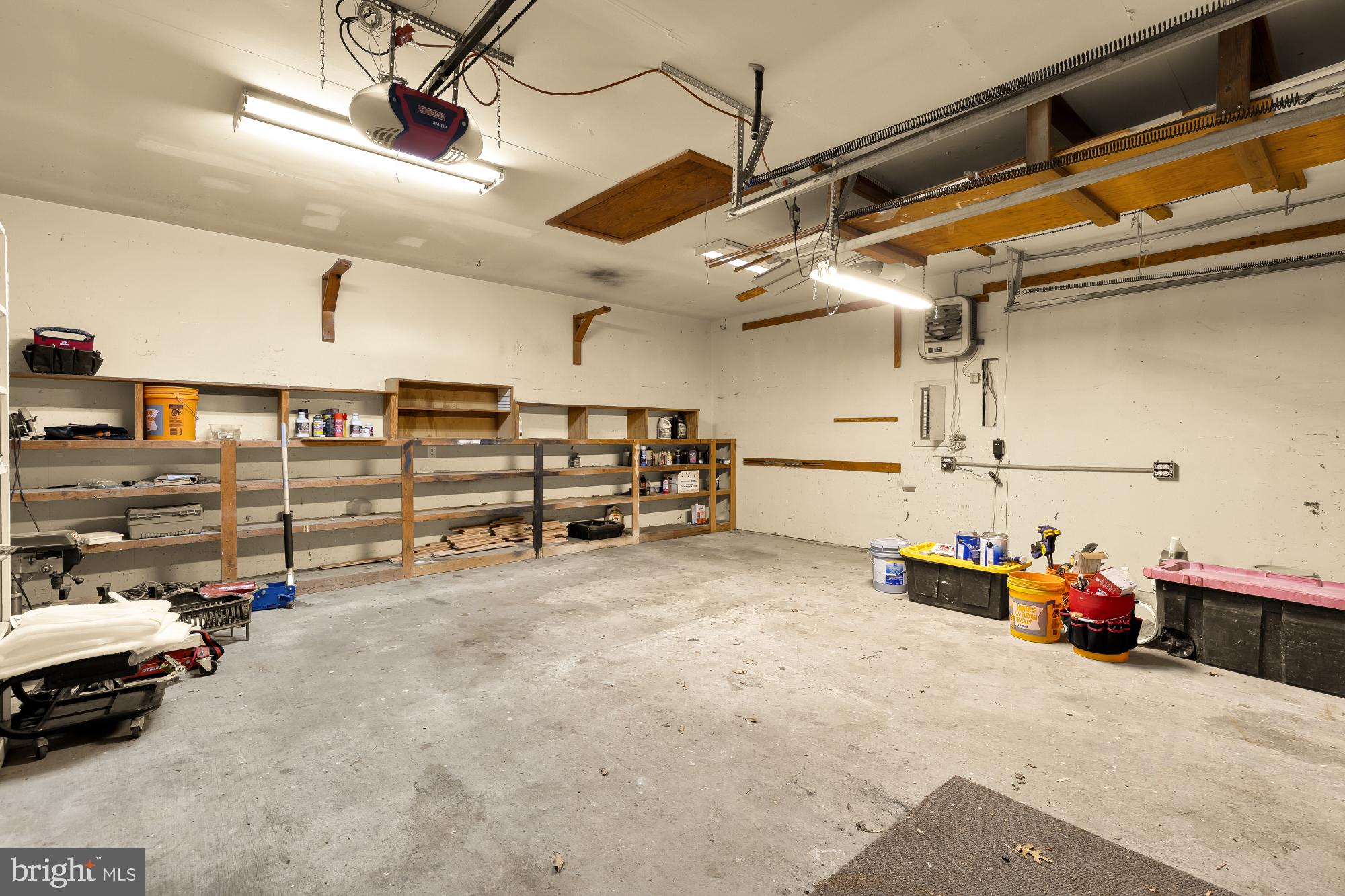 RIDGE ROAD ESTS - Residential