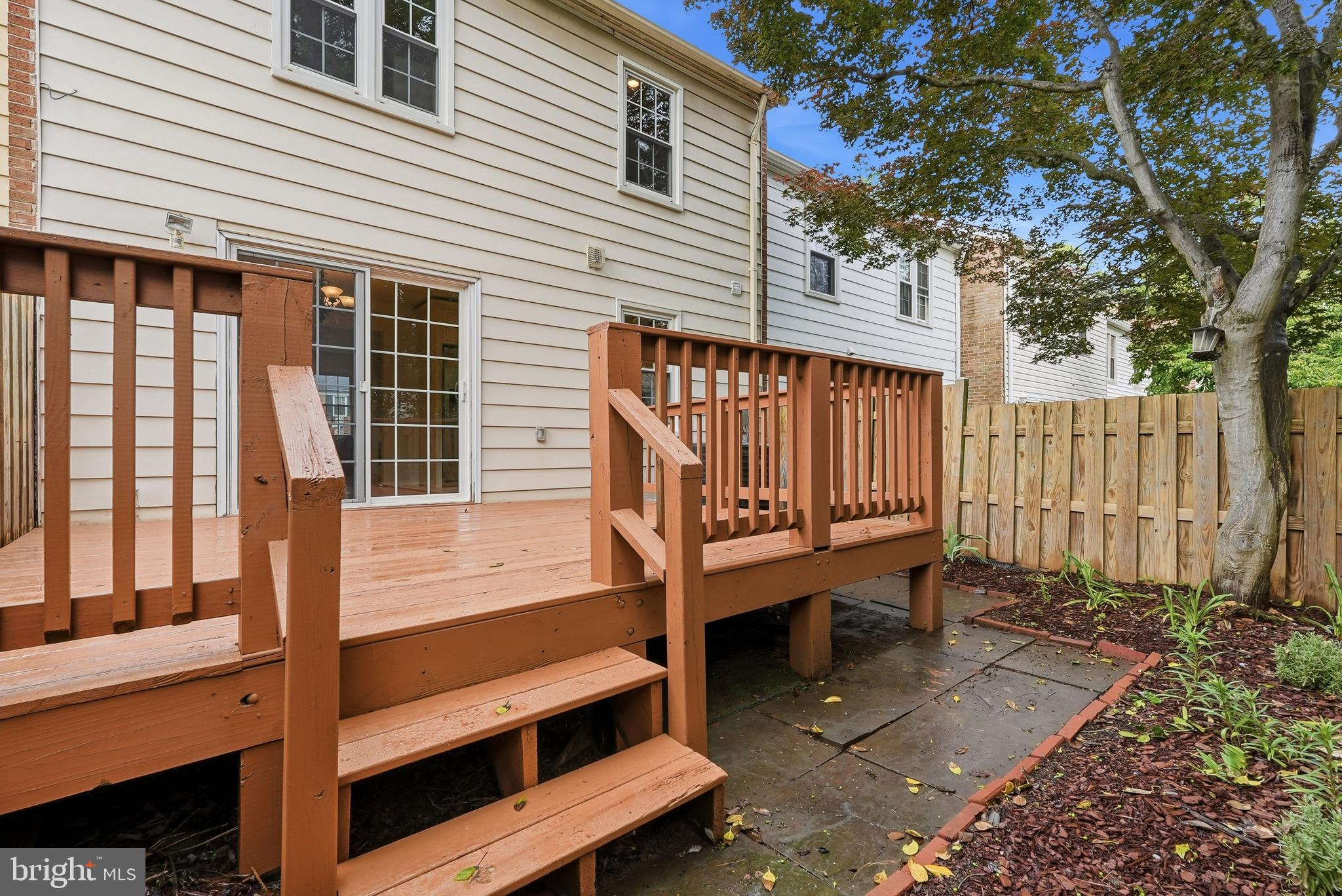 ROCKSHIRE TOWNHOMES - Residential