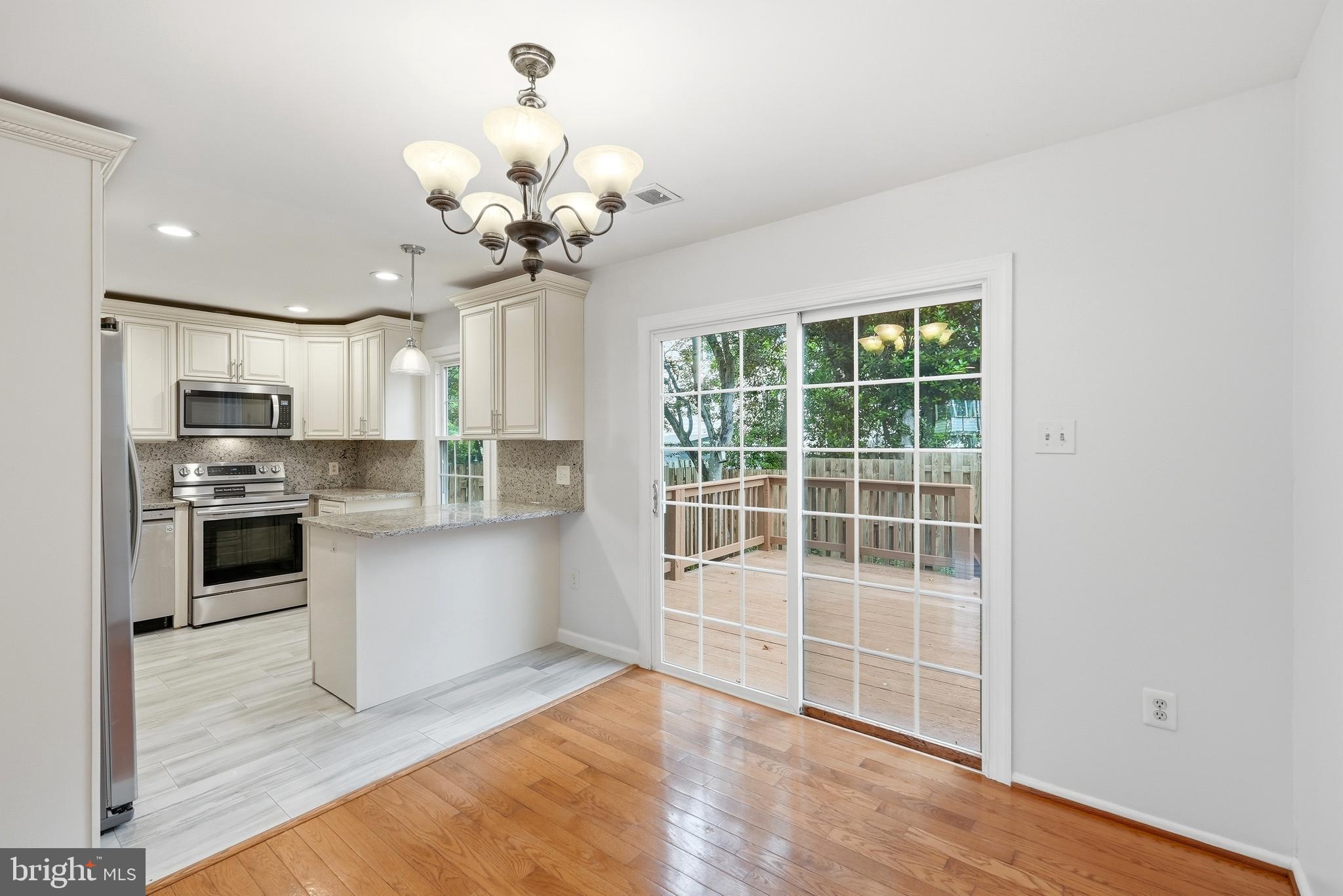 ROCKSHIRE TOWNHOMES - Residential