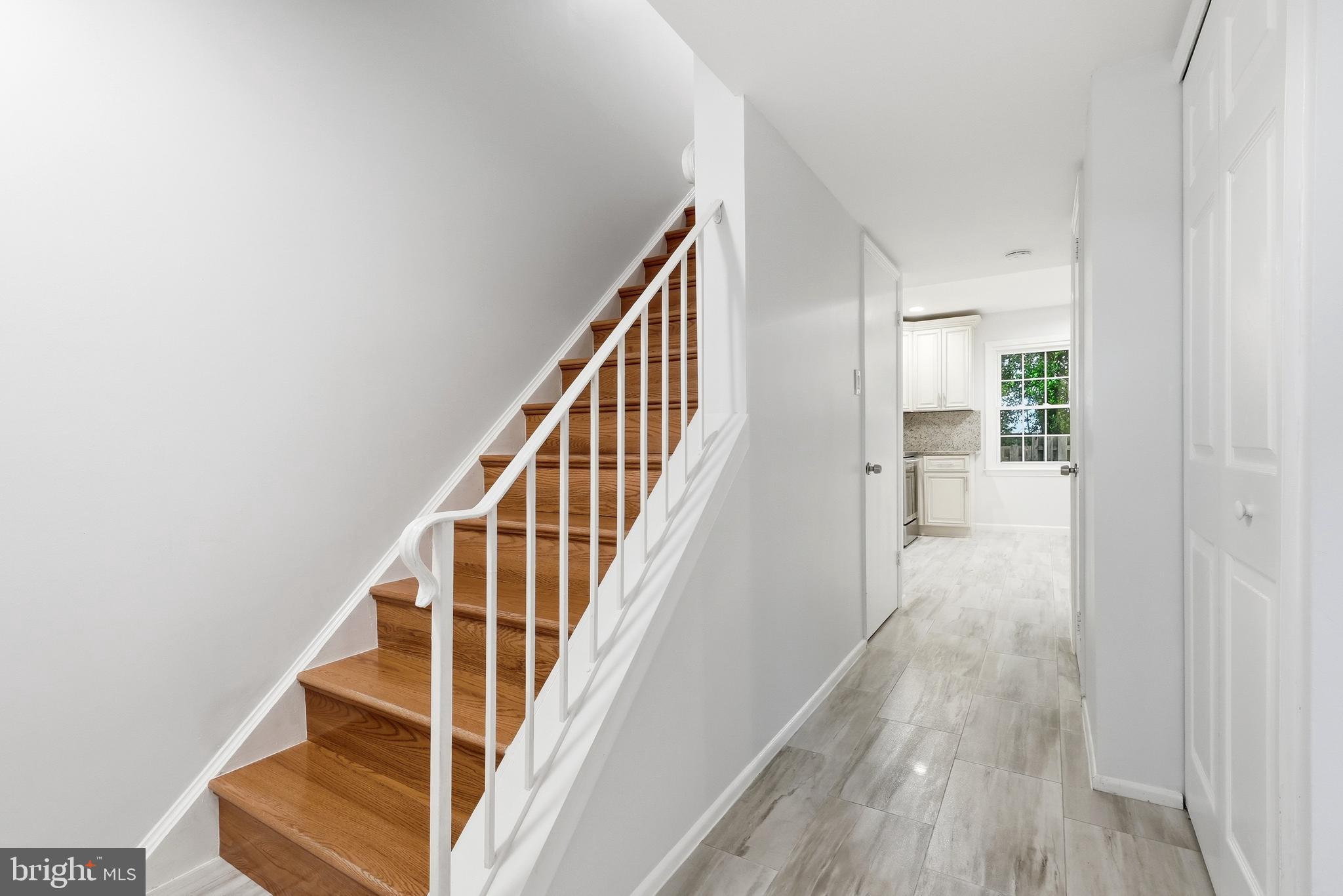 ROCKSHIRE TOWNHOMES - Residential