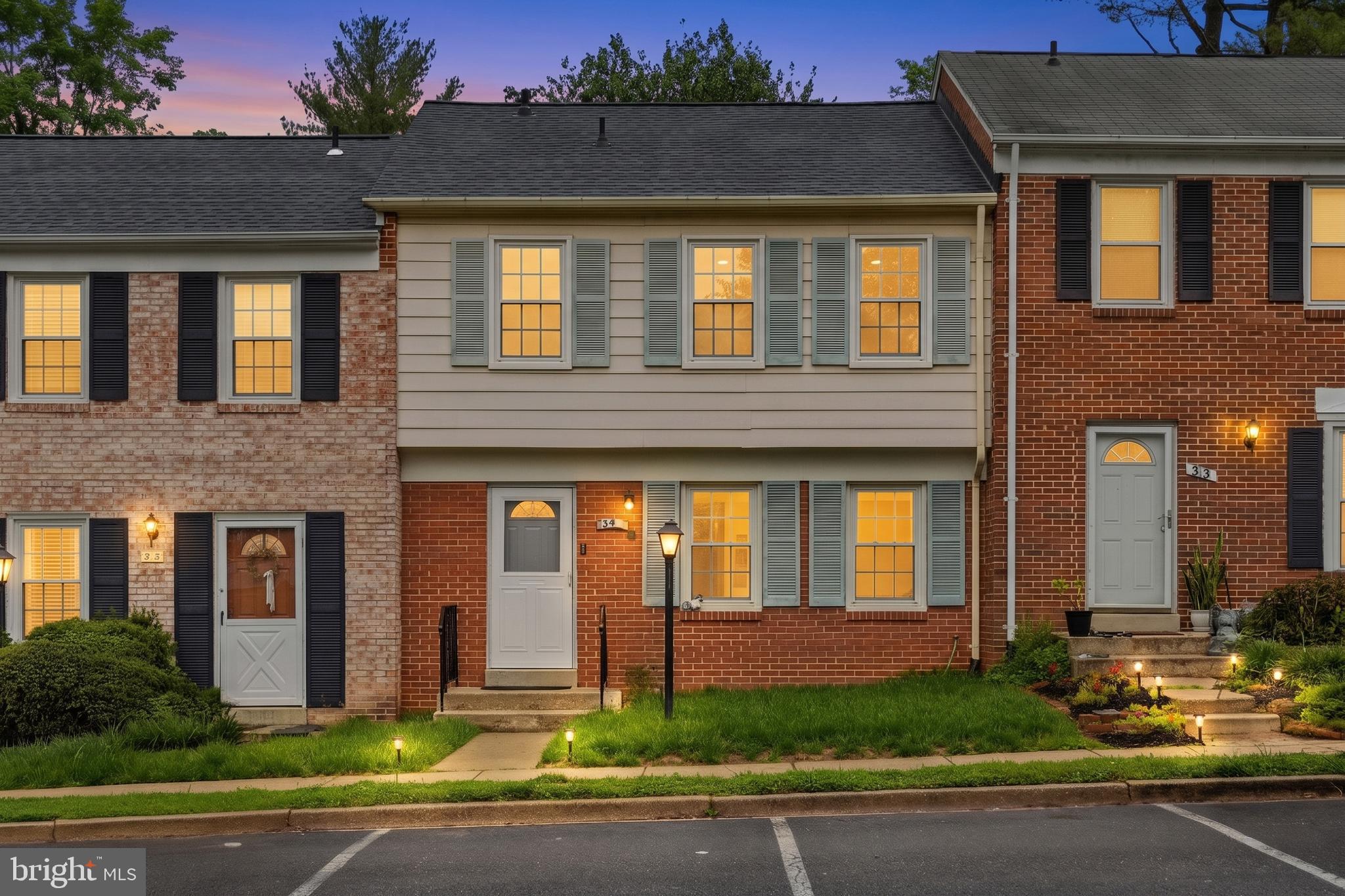 ROCKSHIRE TOWNHOMES - Residential