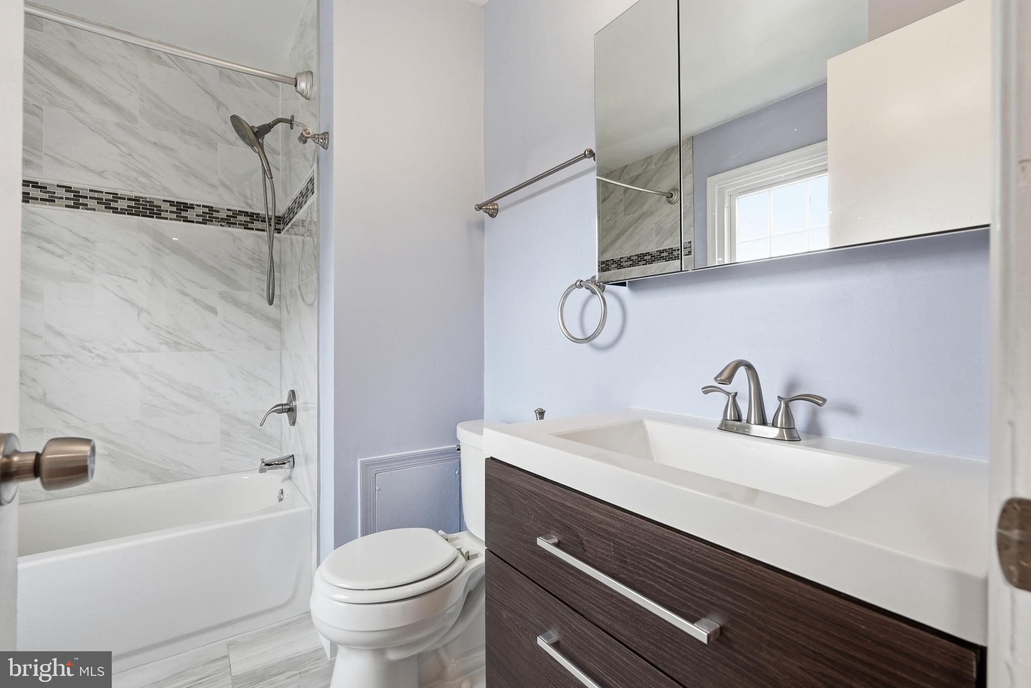 ROCKSHIRE TOWNHOMES - Residential