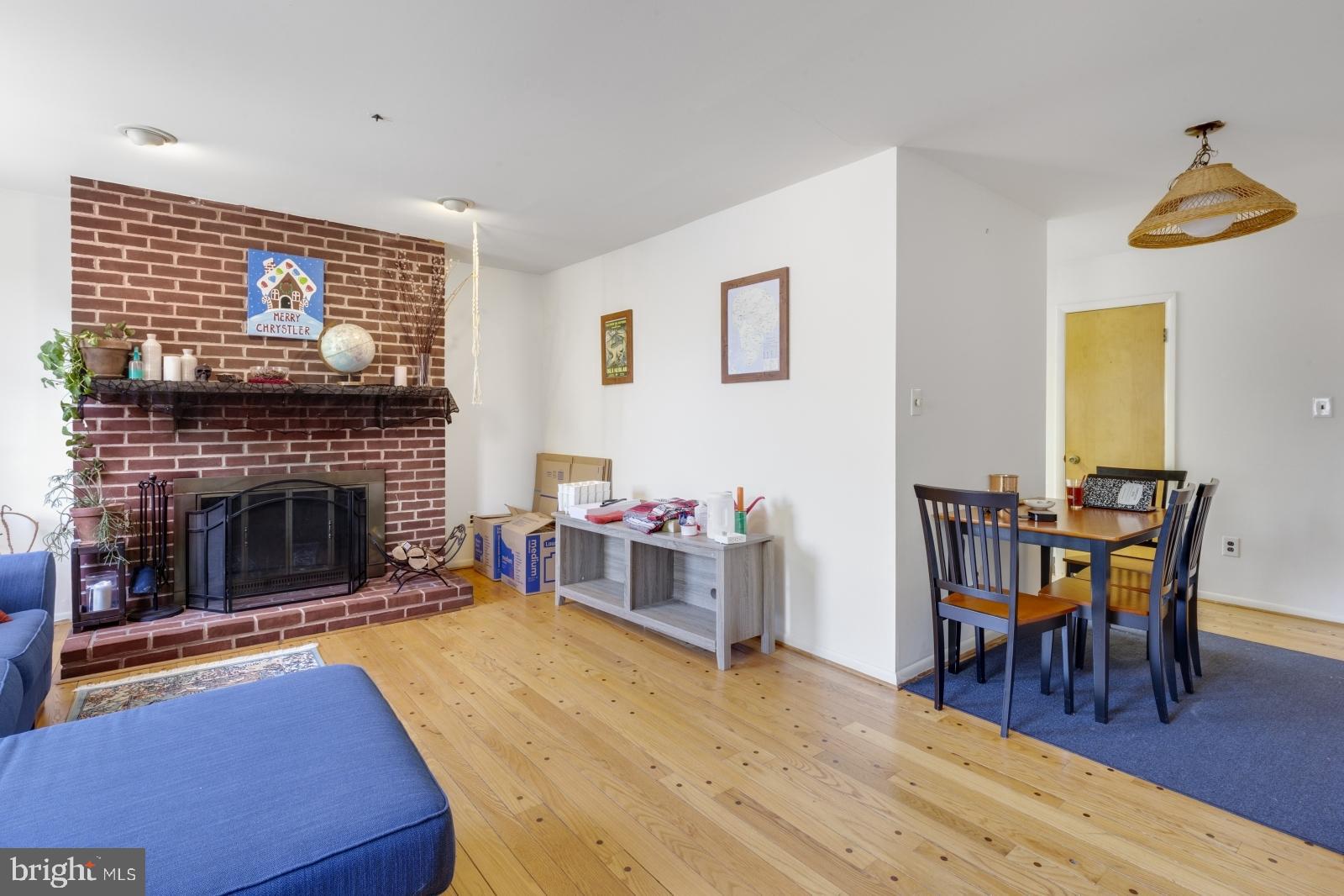 SPRING GARDEN - Residential Lease