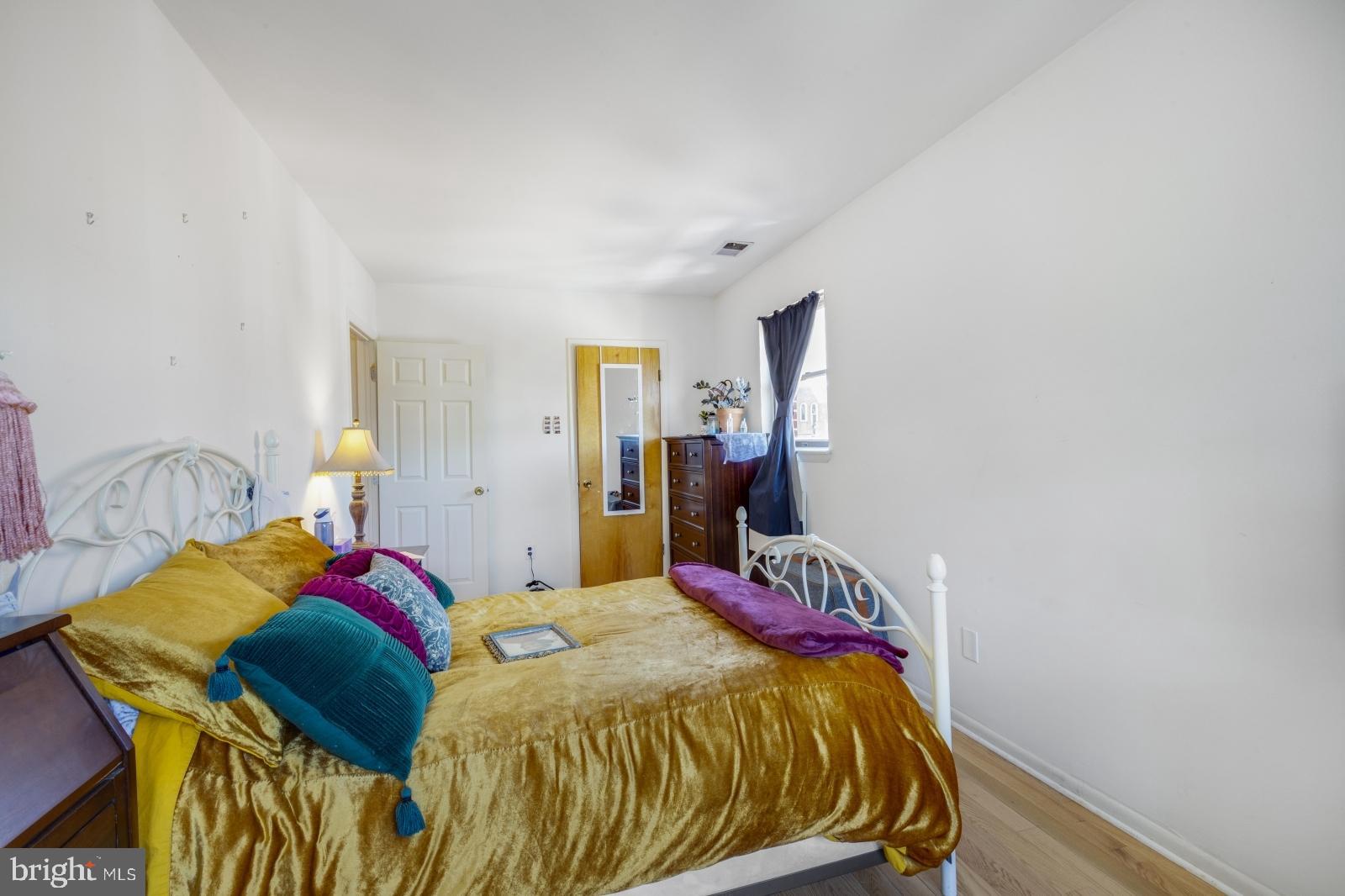 SPRING GARDEN - Residential Lease