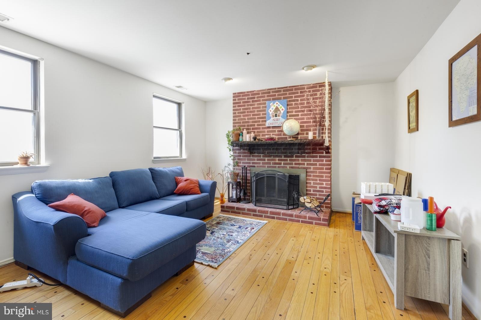 SPRING GARDEN - Residential Lease