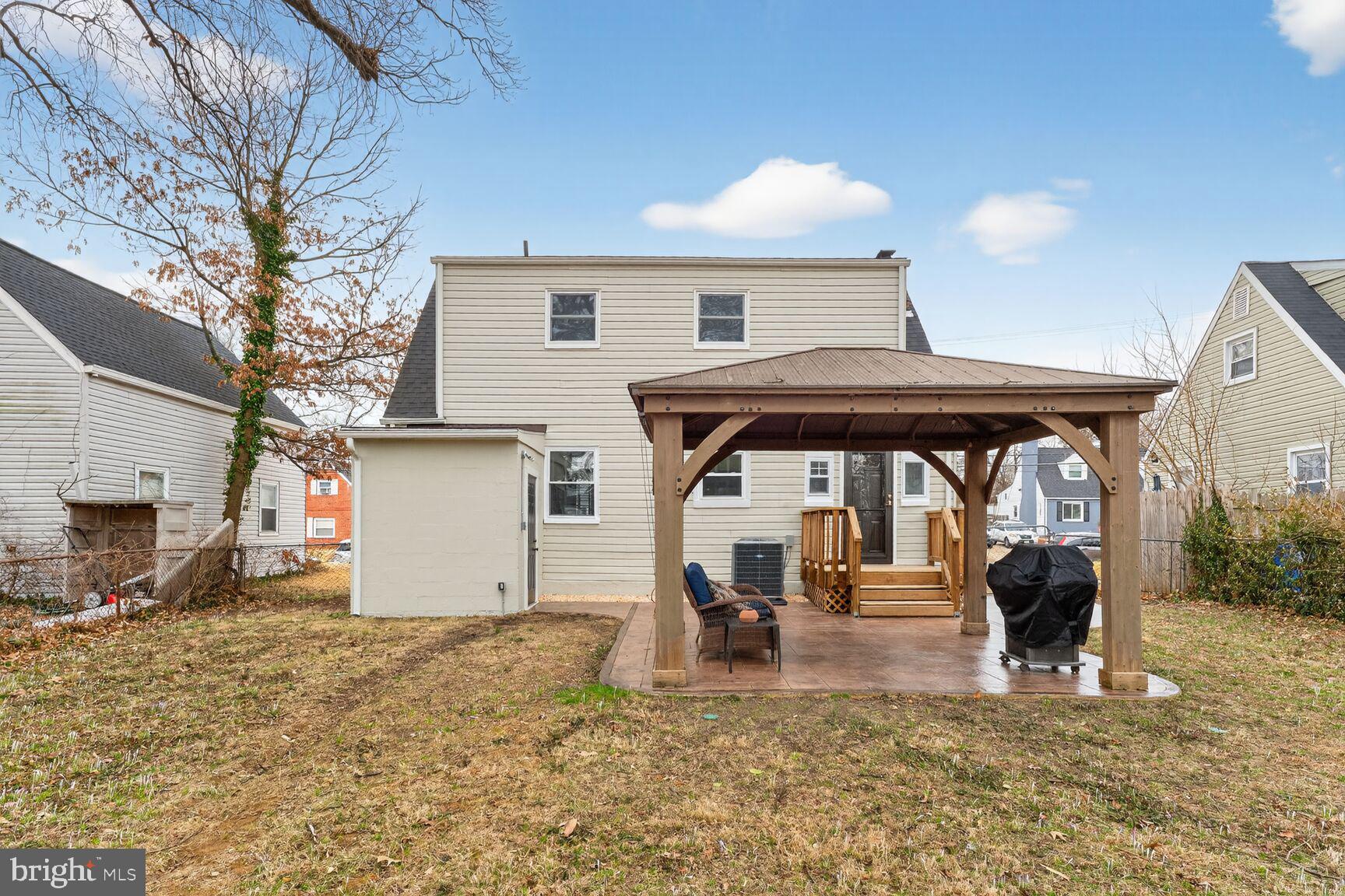 6910 GATEWAY BOULEVARD