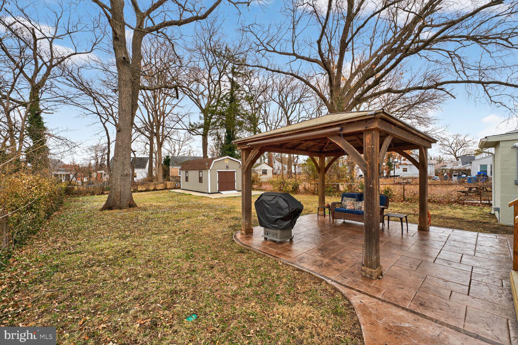 6910 GATEWAY BOULEVARD