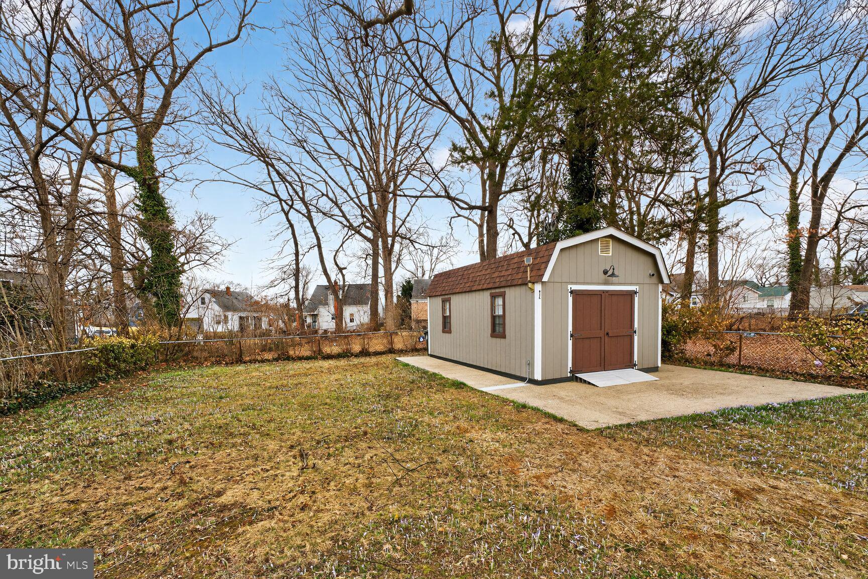 6910 GATEWAY BOULEVARD