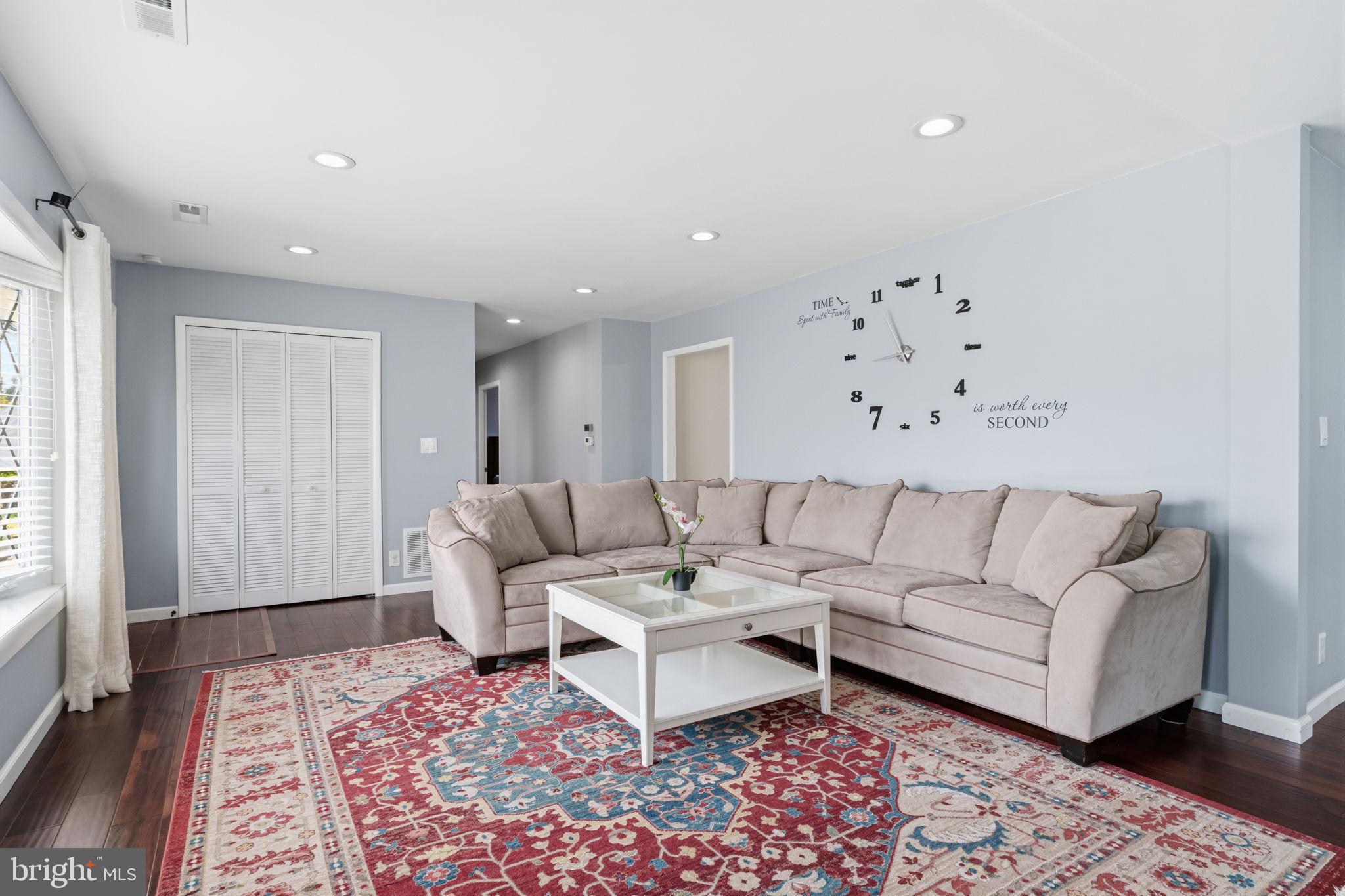 FAIRLESS HILLS - Residential