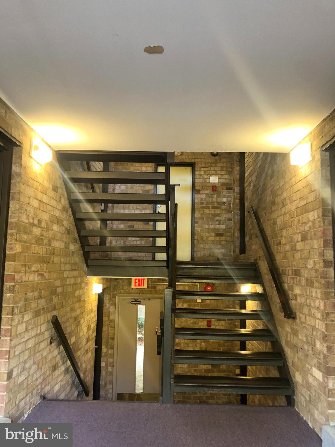 CROSS FOX - Residential