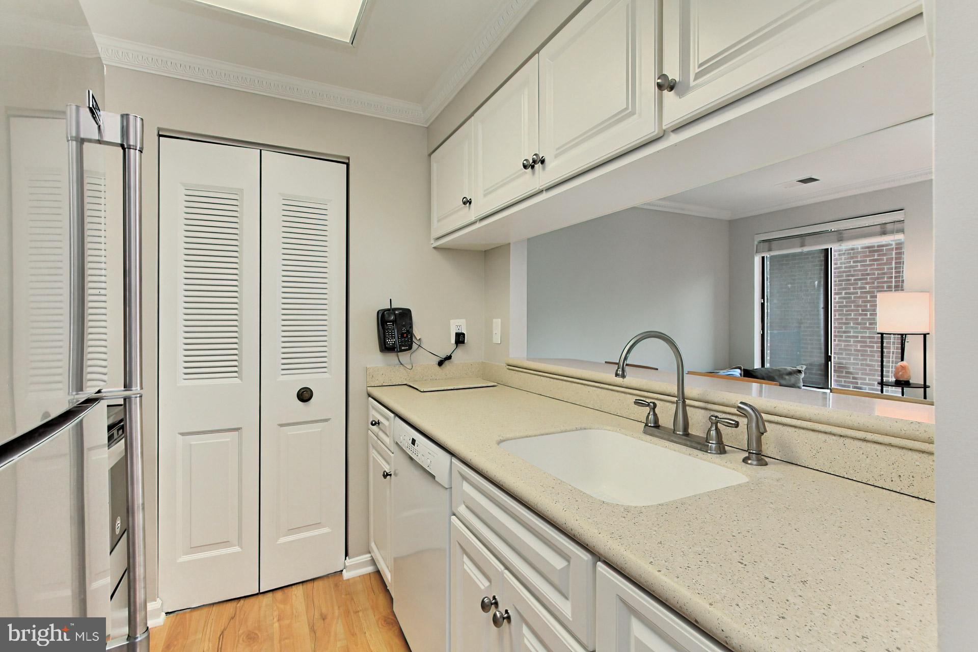 SUMMERWALK - Residential