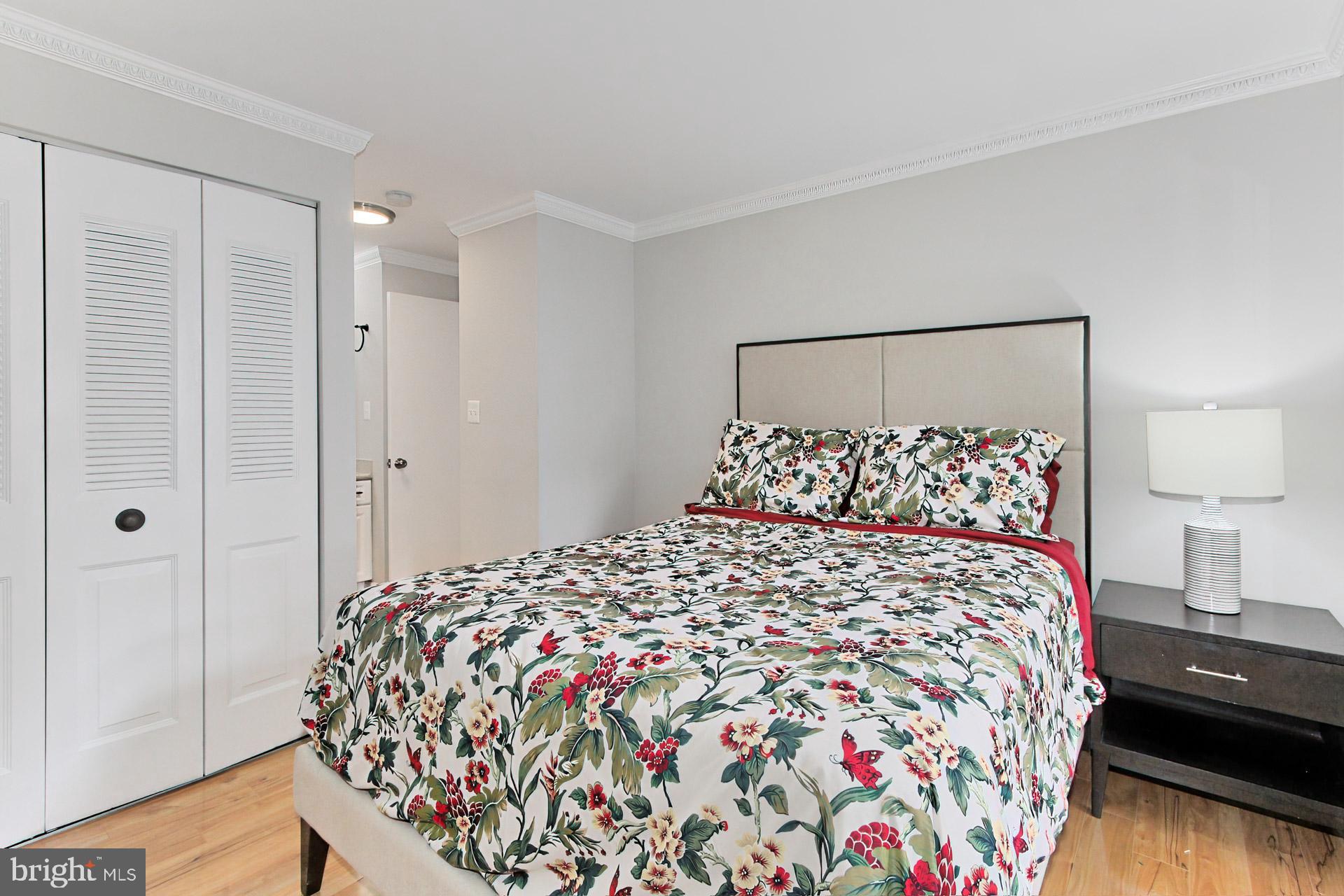 SUMMERWALK - Residential