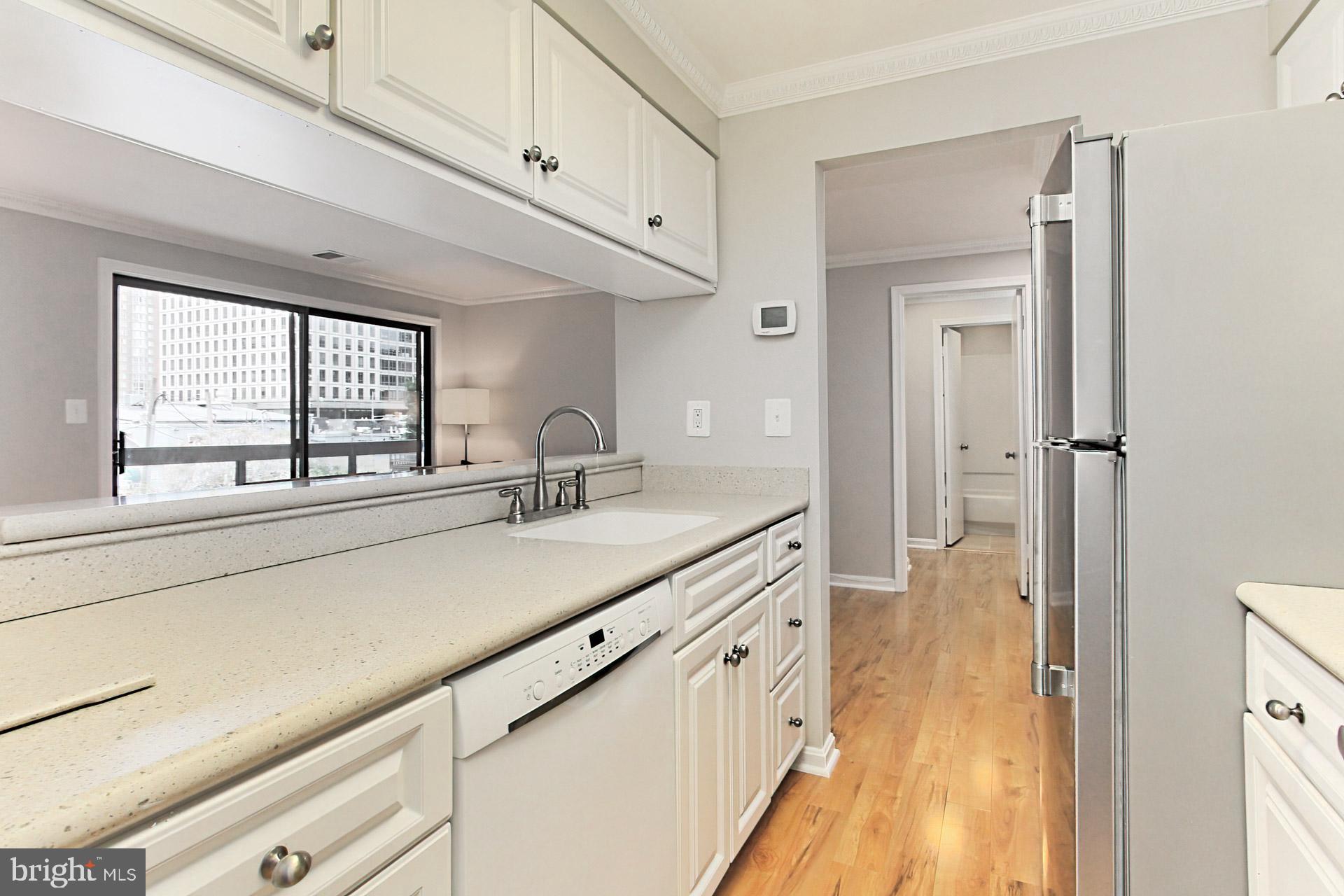 SUMMERWALK - Residential