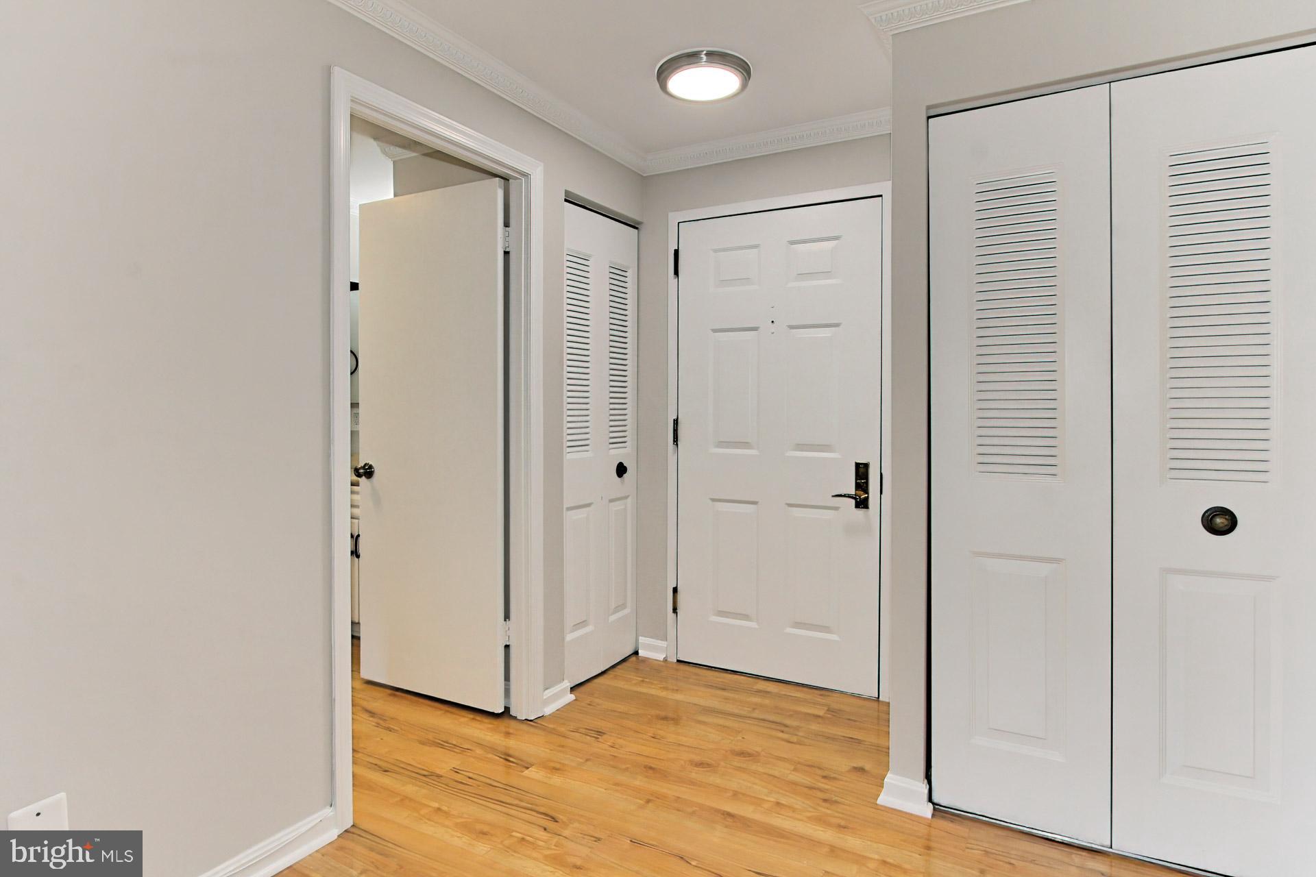 SUMMERWALK - Residential