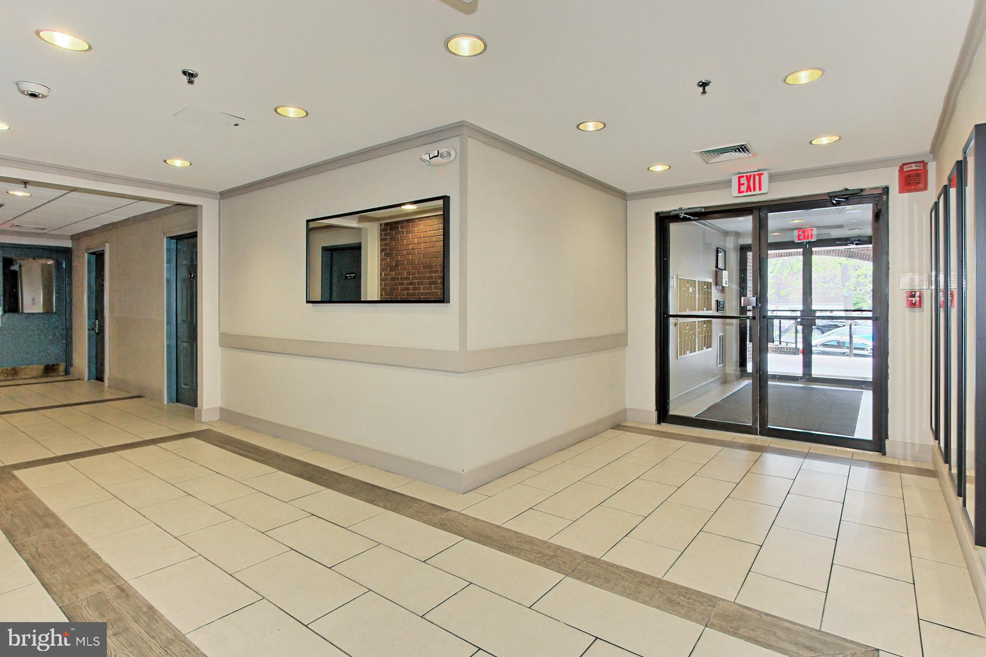 SUMMERWALK - Residential