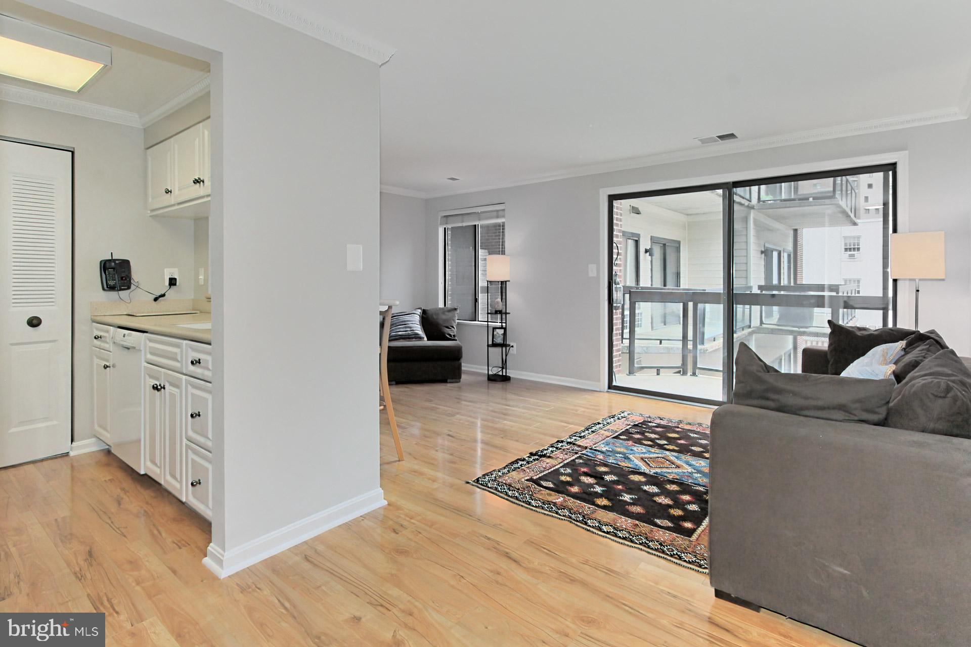 SUMMERWALK - Residential