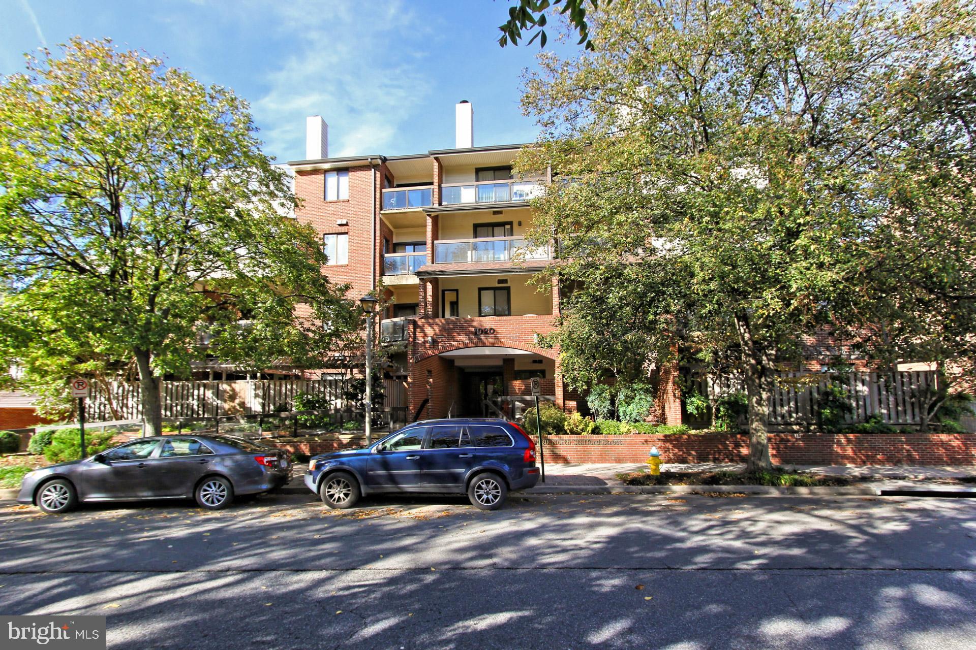 SUMMERWALK - Residential