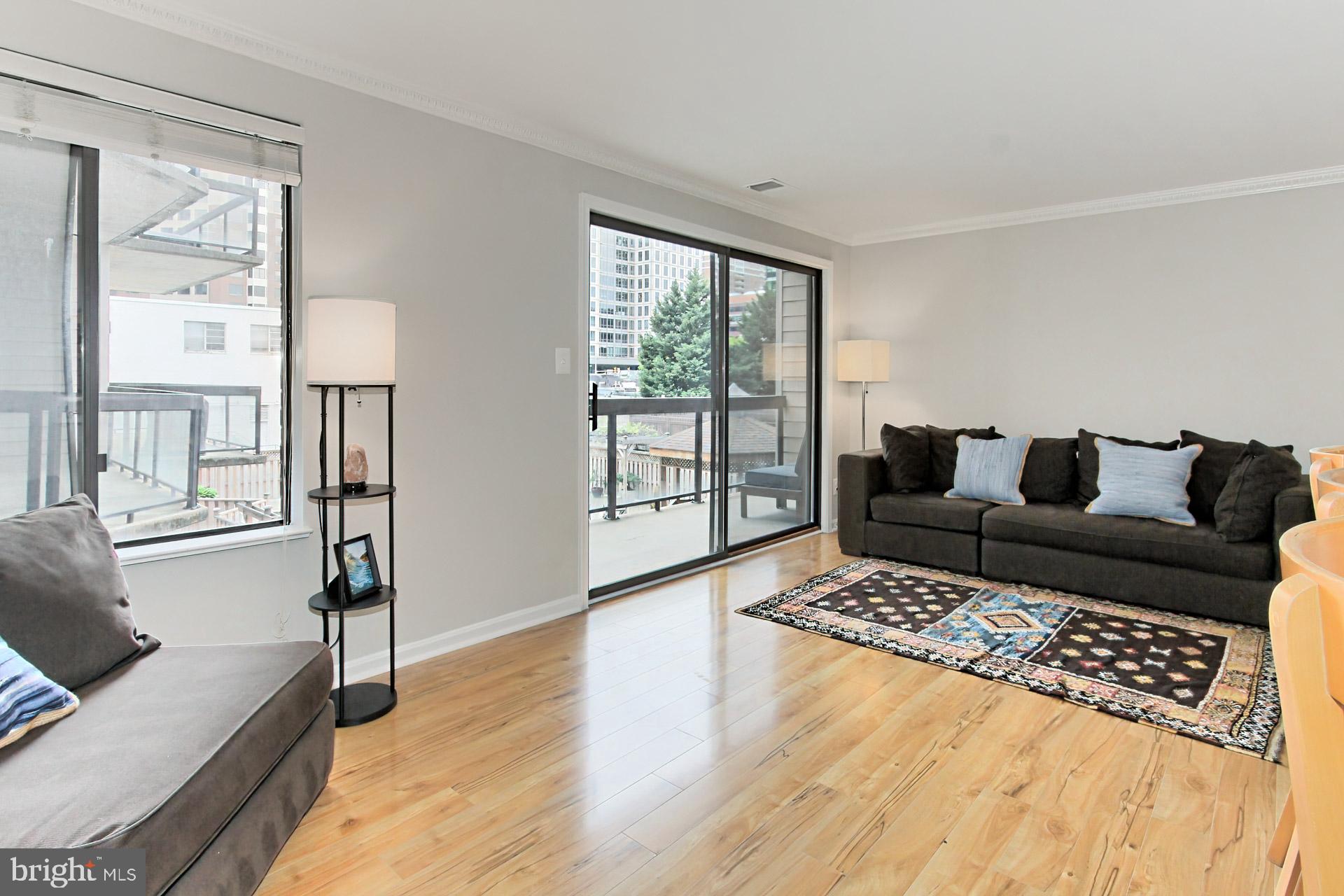 SUMMERWALK - Residential