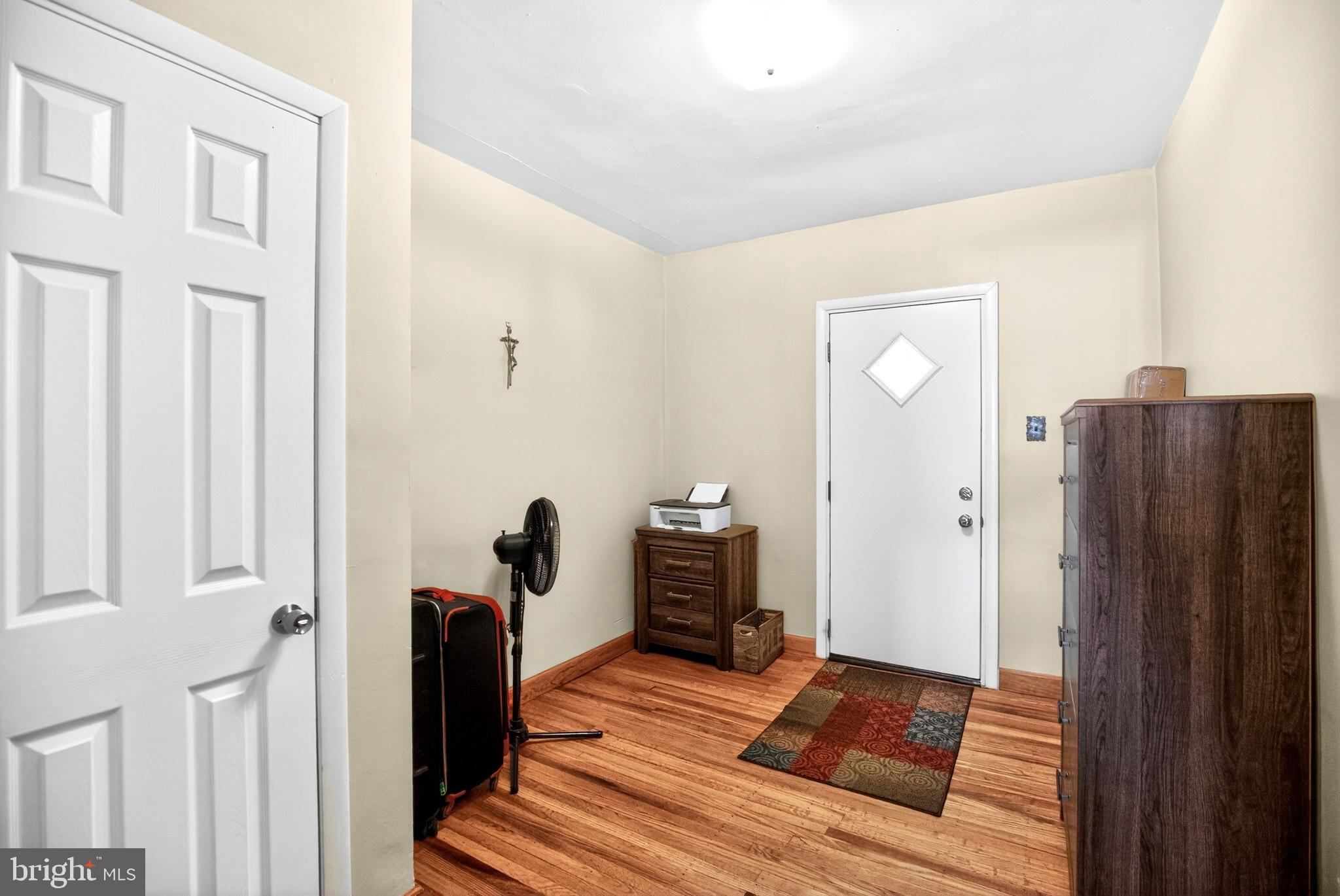 MILLBROOK - Residential