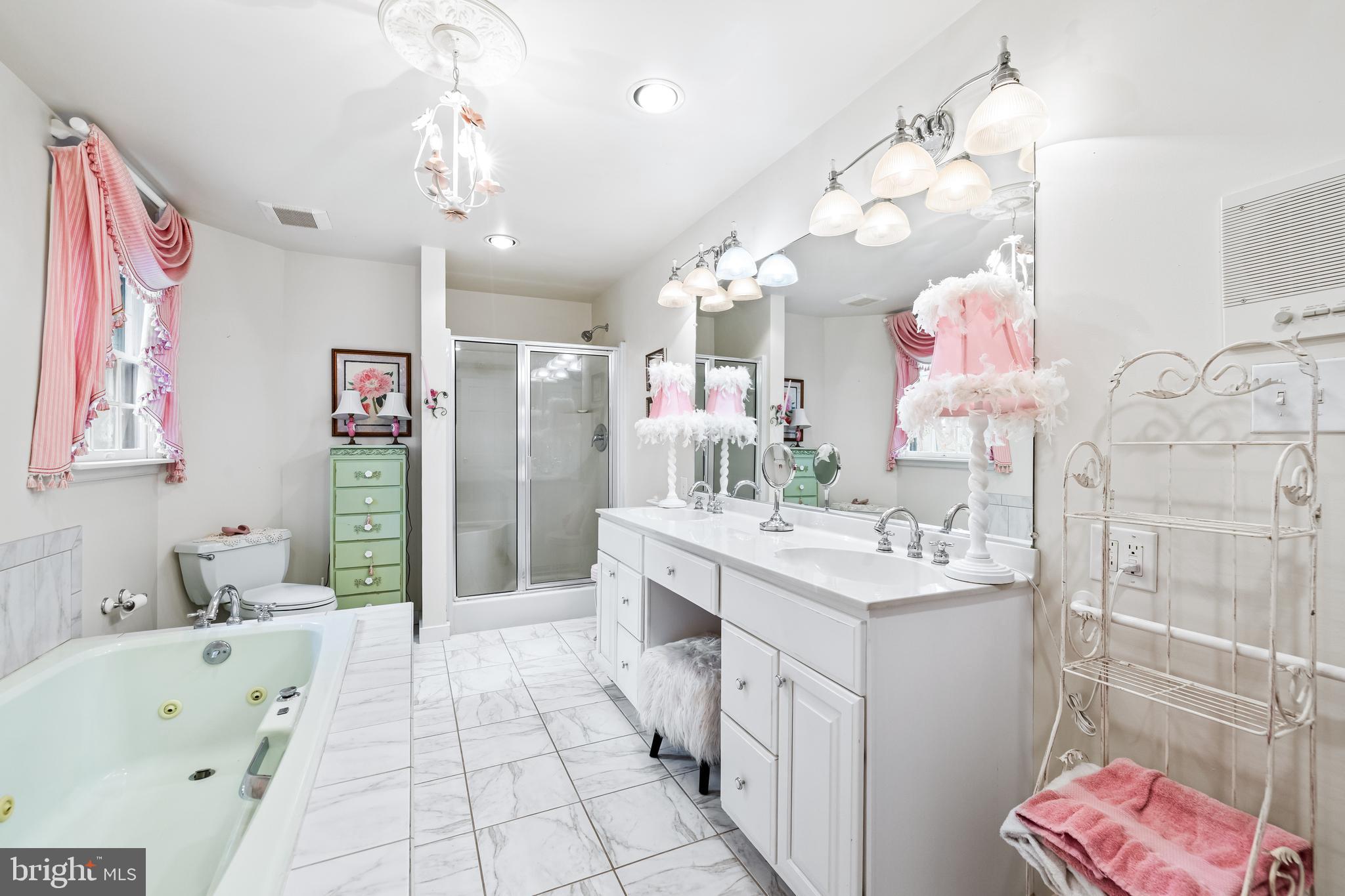 SUMMER HILL - Residential