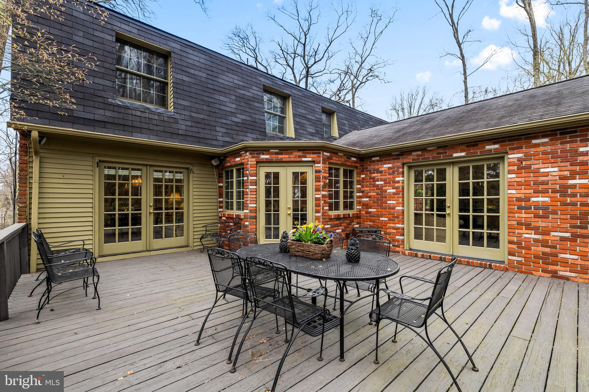 SUMMER HILL - Residential