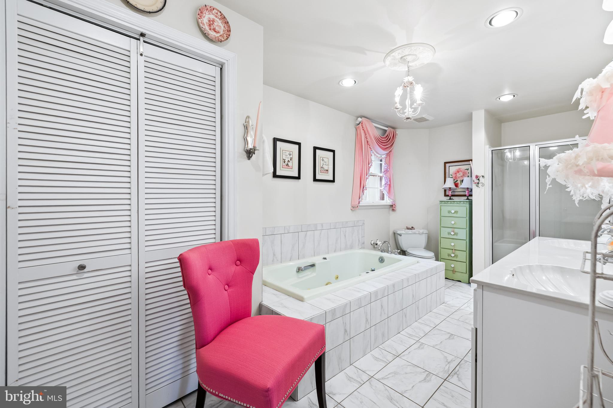 SUMMER HILL - Residential