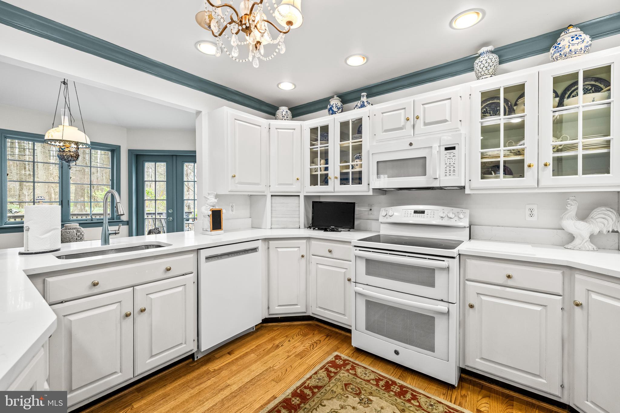 SUMMER HILL - Residential