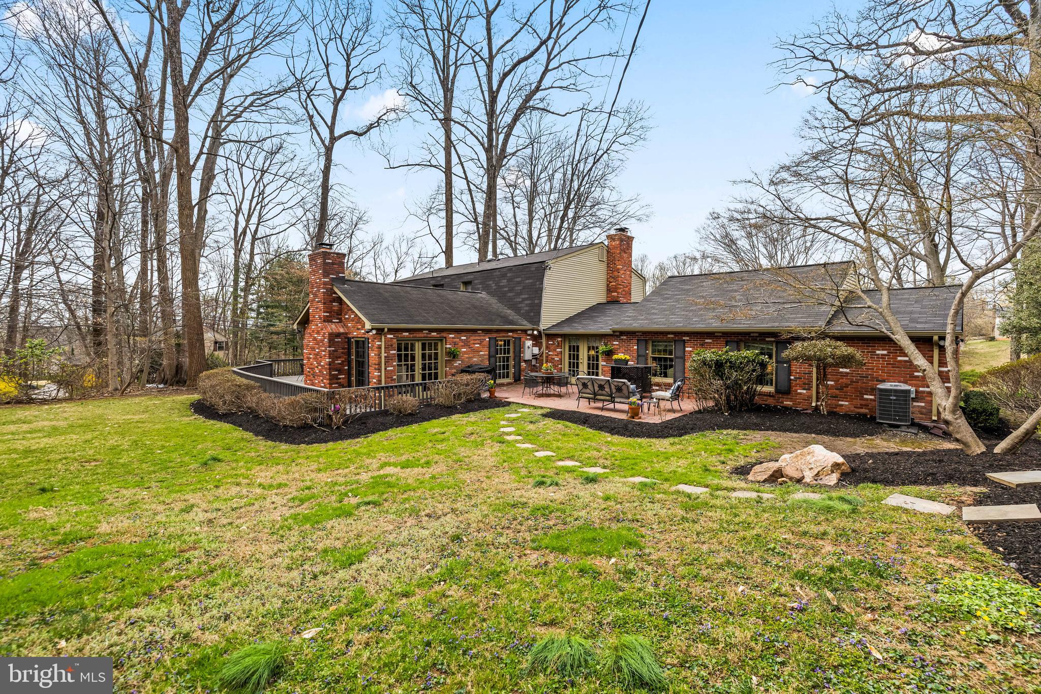 SUMMER HILL - Residential