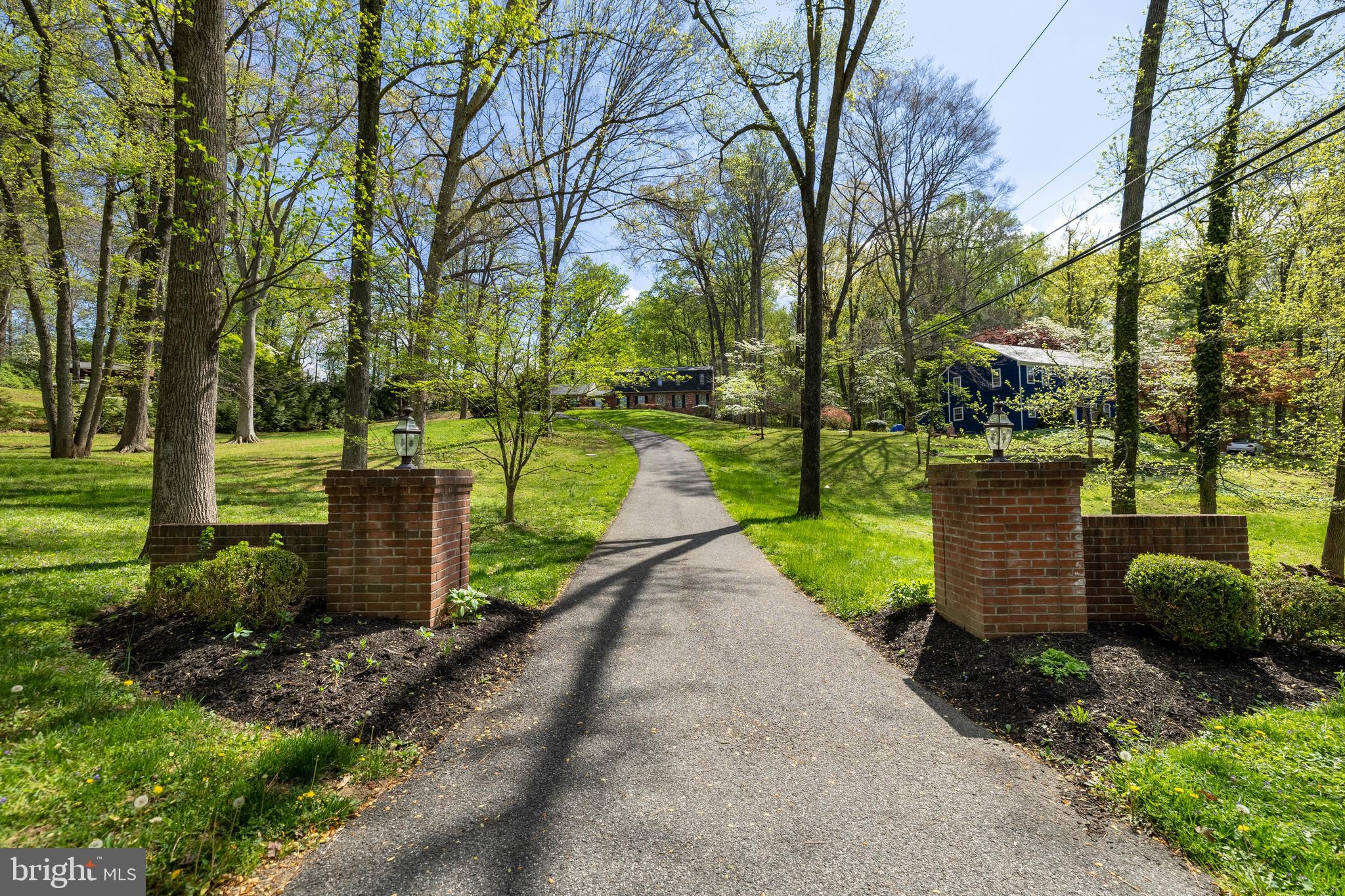 SUMMER HILL - Residential