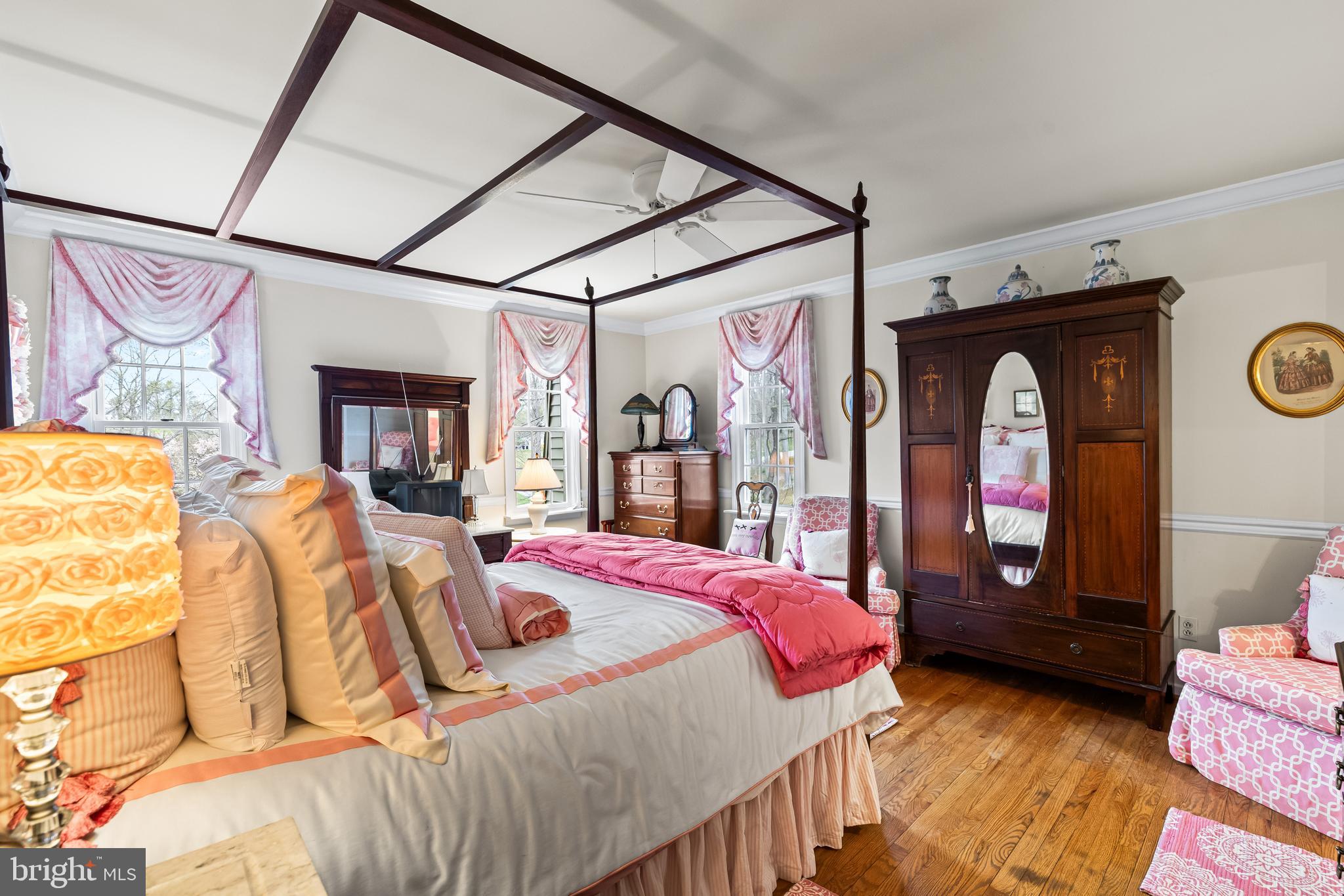 SUMMER HILL - Residential