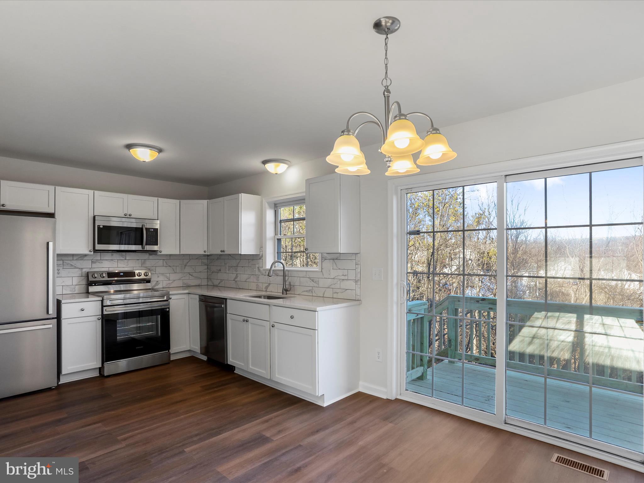 OPEQUON MEADOWS - Residential