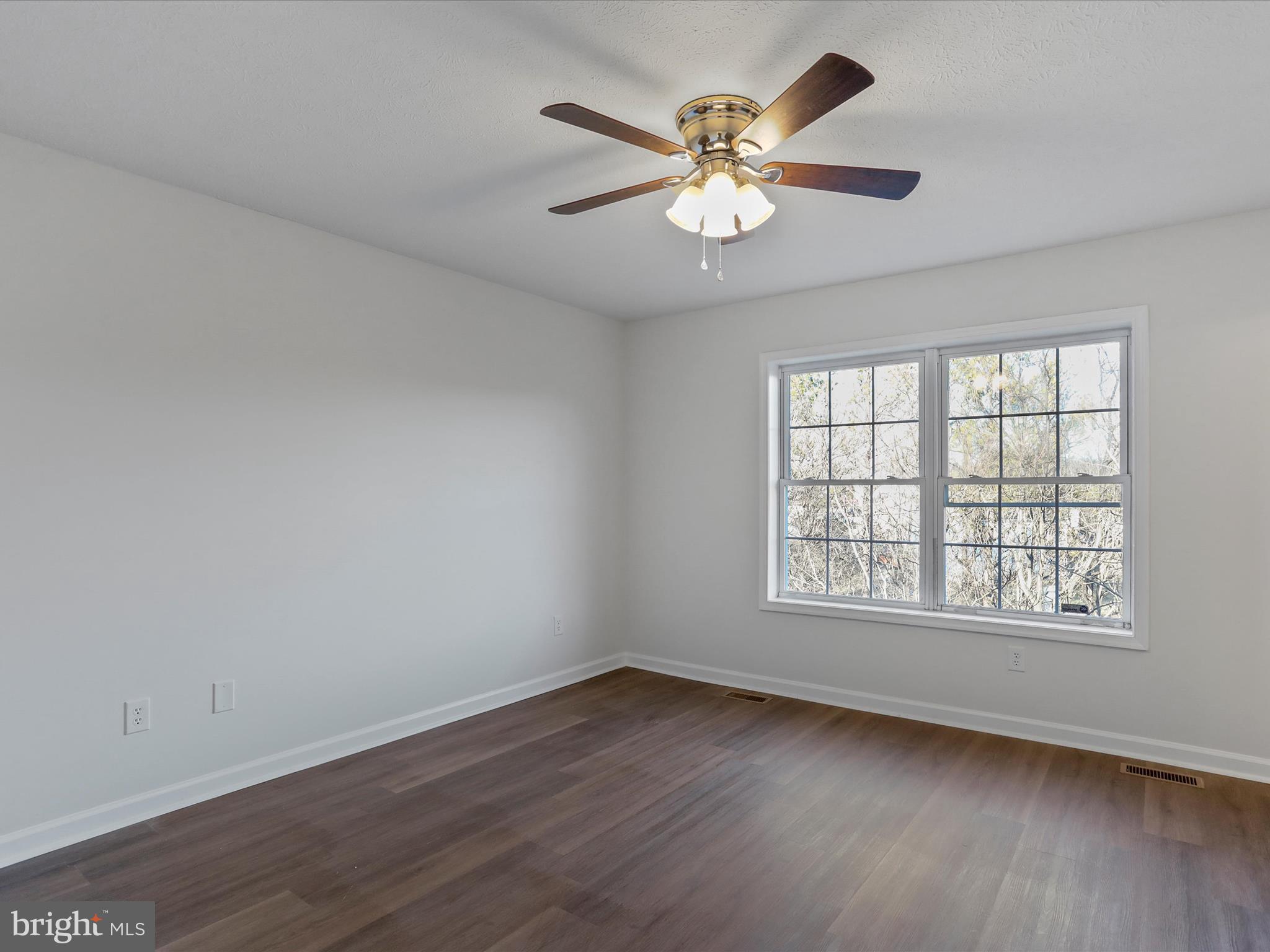 OPEQUON MEADOWS - Residential