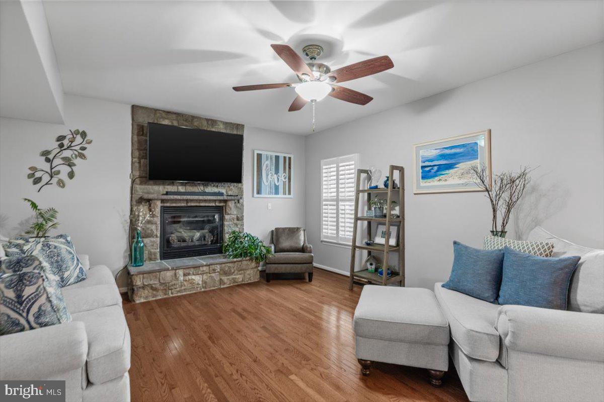 RED BUD RUN - Residential