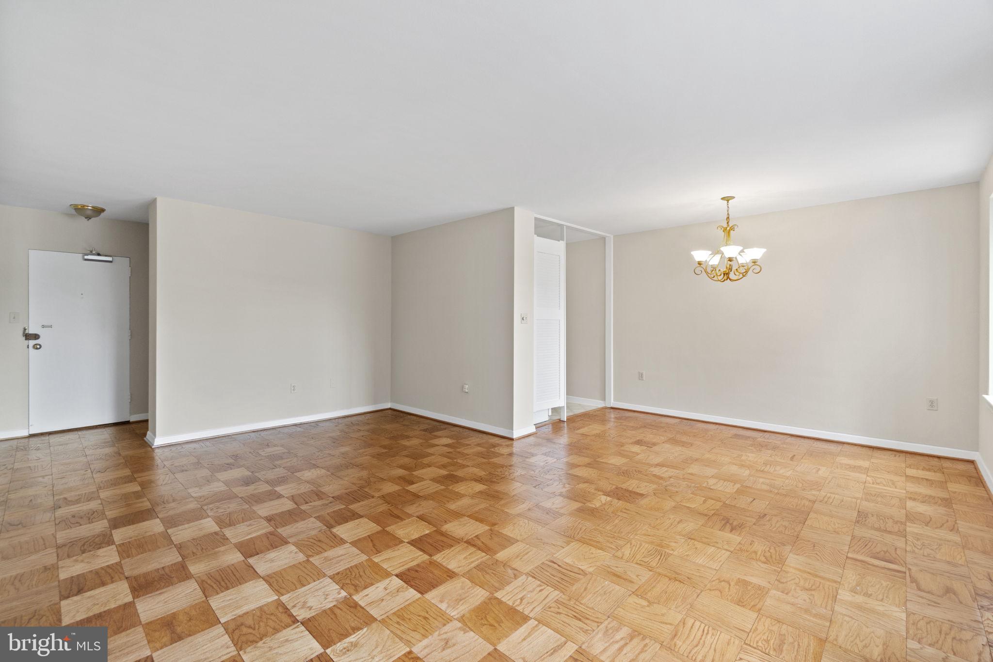 3000 SPOUT RUN PARKWAY A206