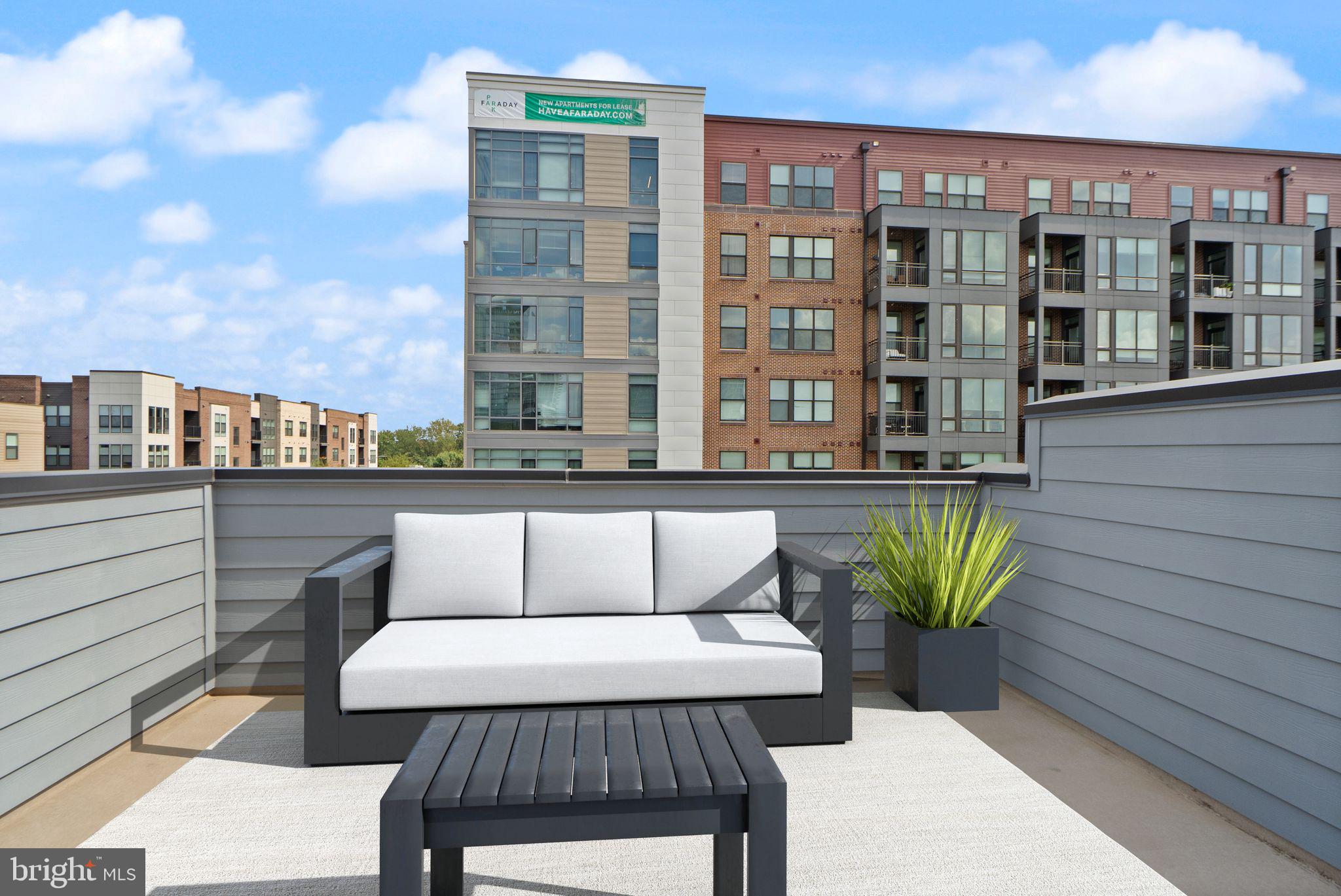 RESTON STATION - Residential Lease