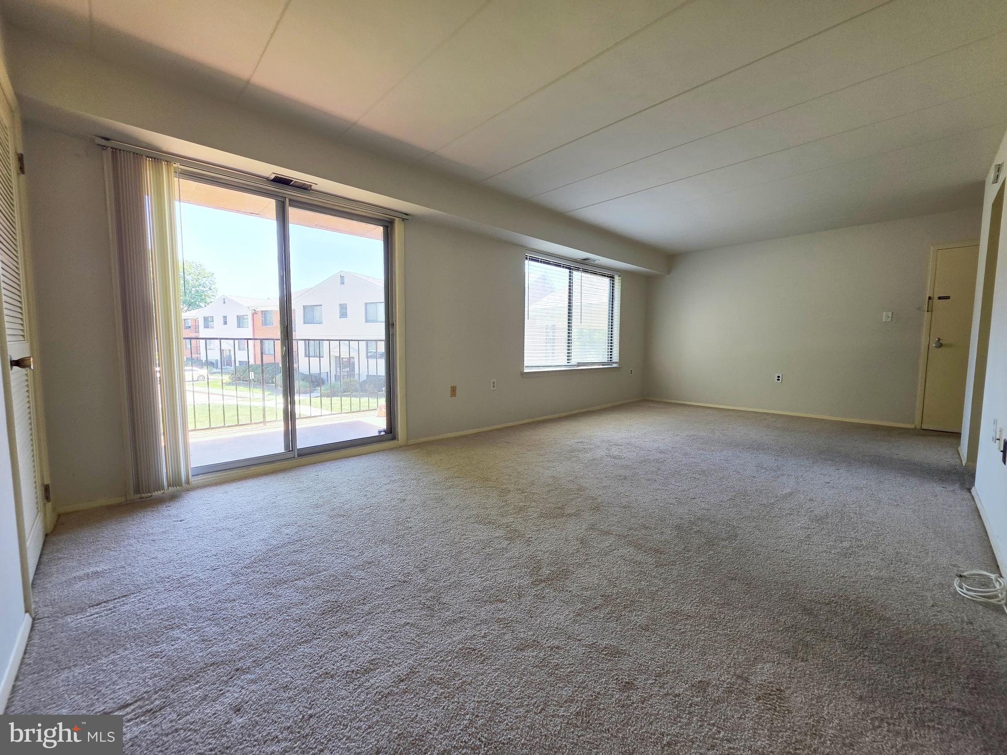 125 CLUBHOUSE DRIVE T SW 7