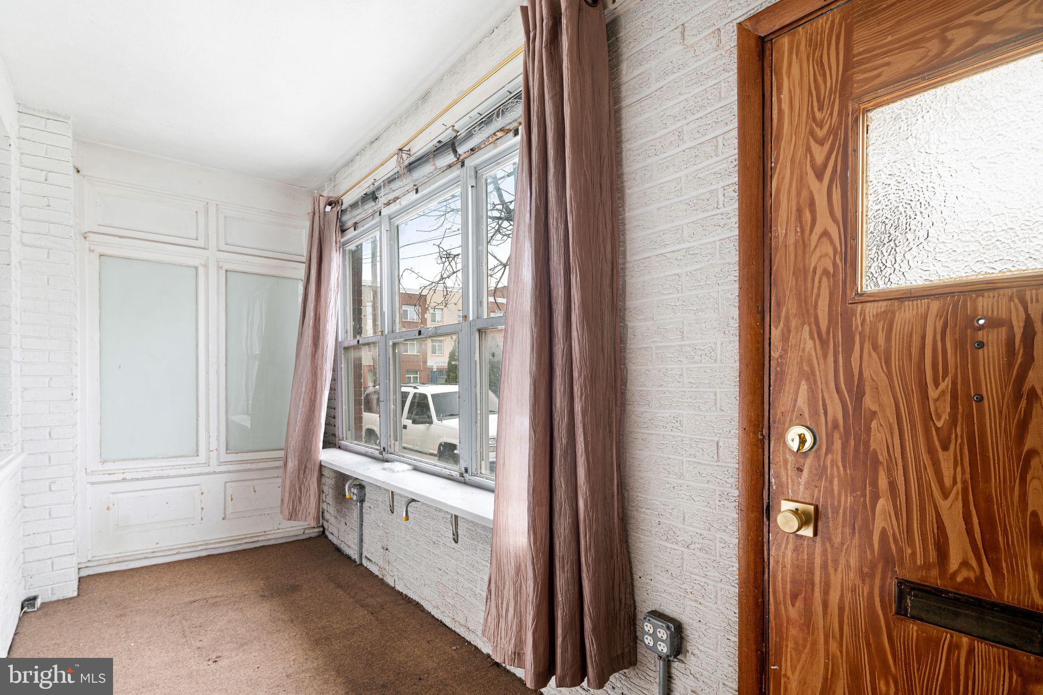 GRAYS FERRY - Residential