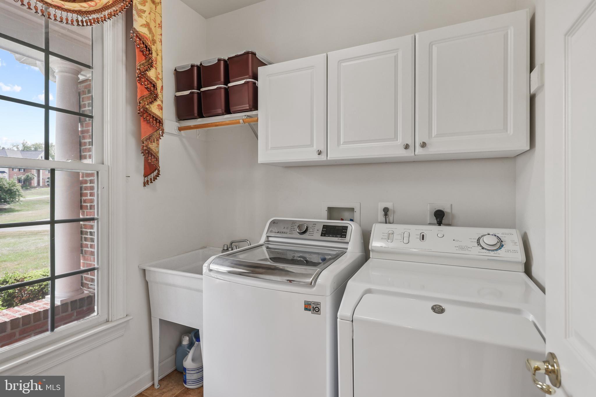 MONTICELLO - Residential