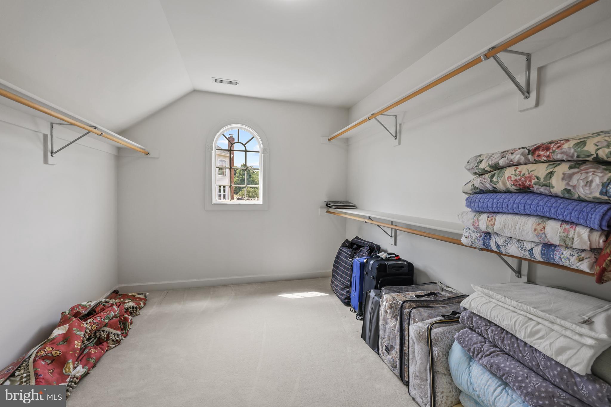 MONTICELLO - Residential