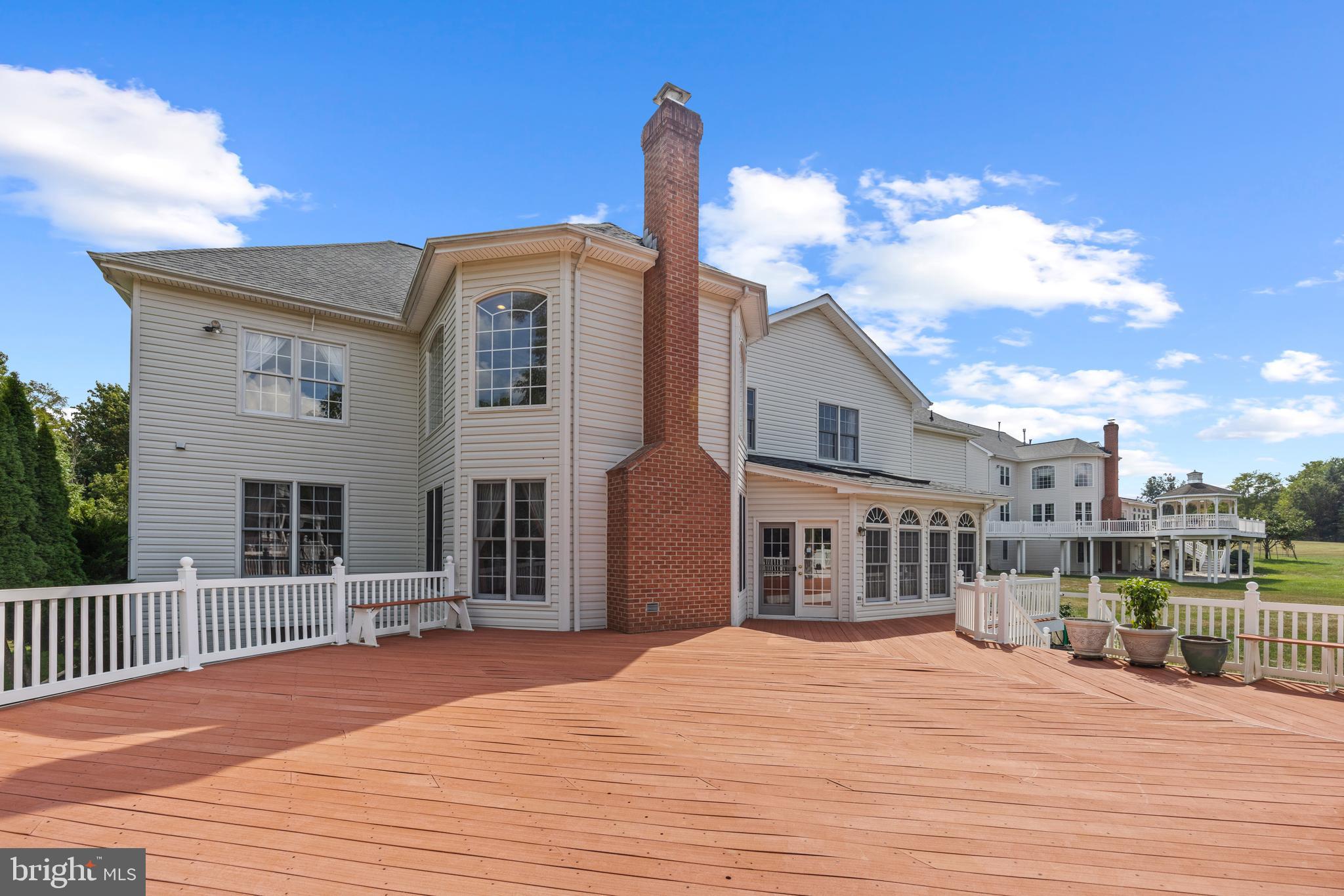 MONTICELLO - Residential